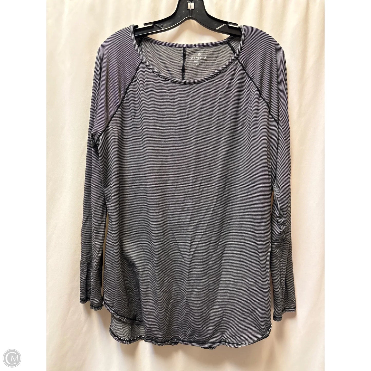 Athletic Top Long Sleeve Collar By Athleta In Black, Size: Xl