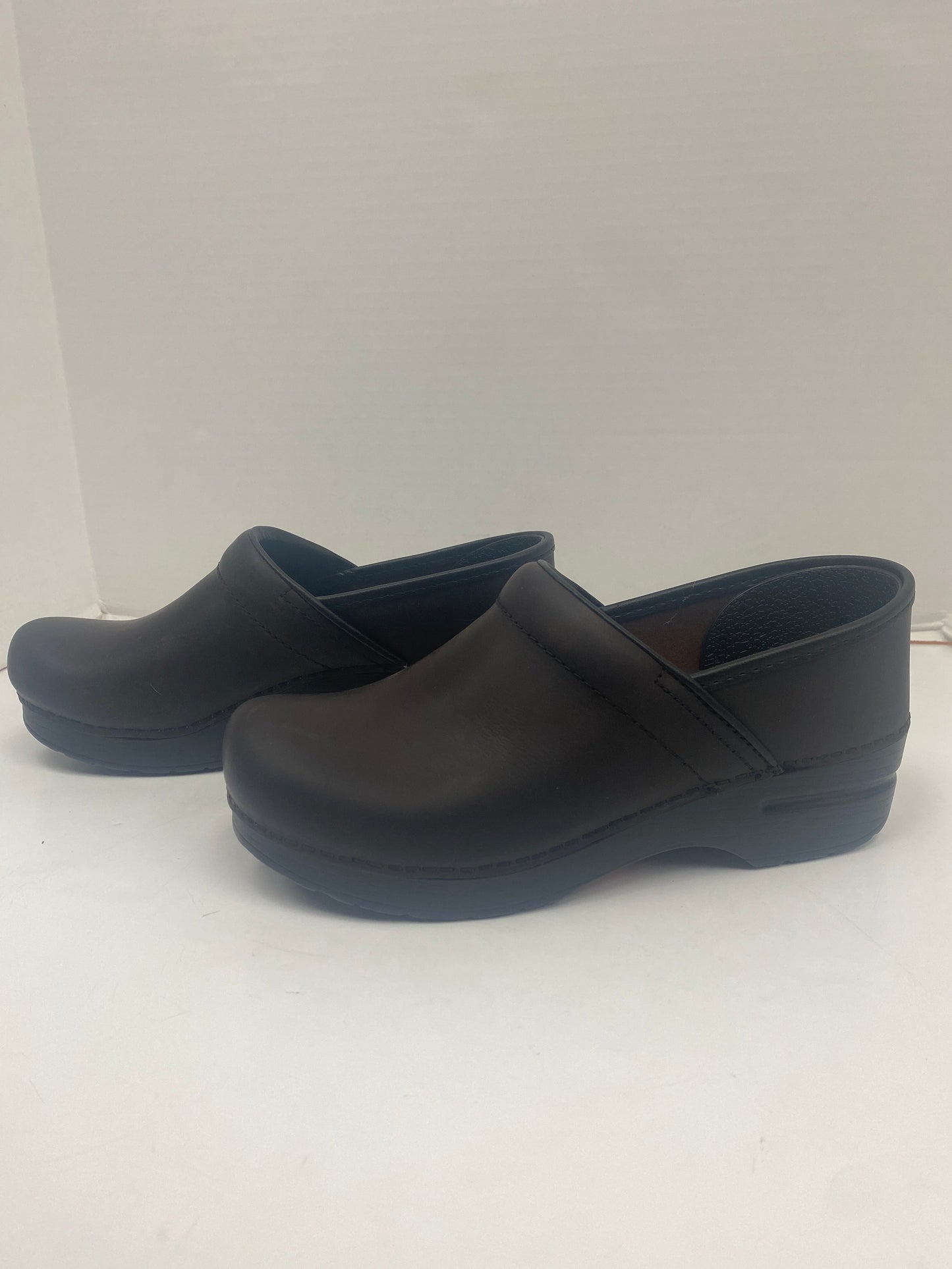 Shoes Flats Mule & Slide By Dansko  Size: 8.5