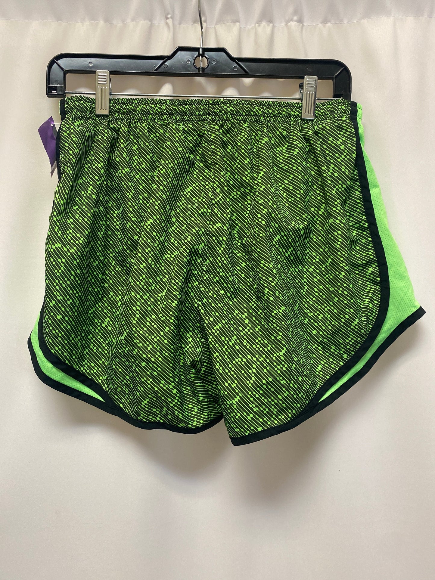 Green Athletic Shorts Nike, Size L