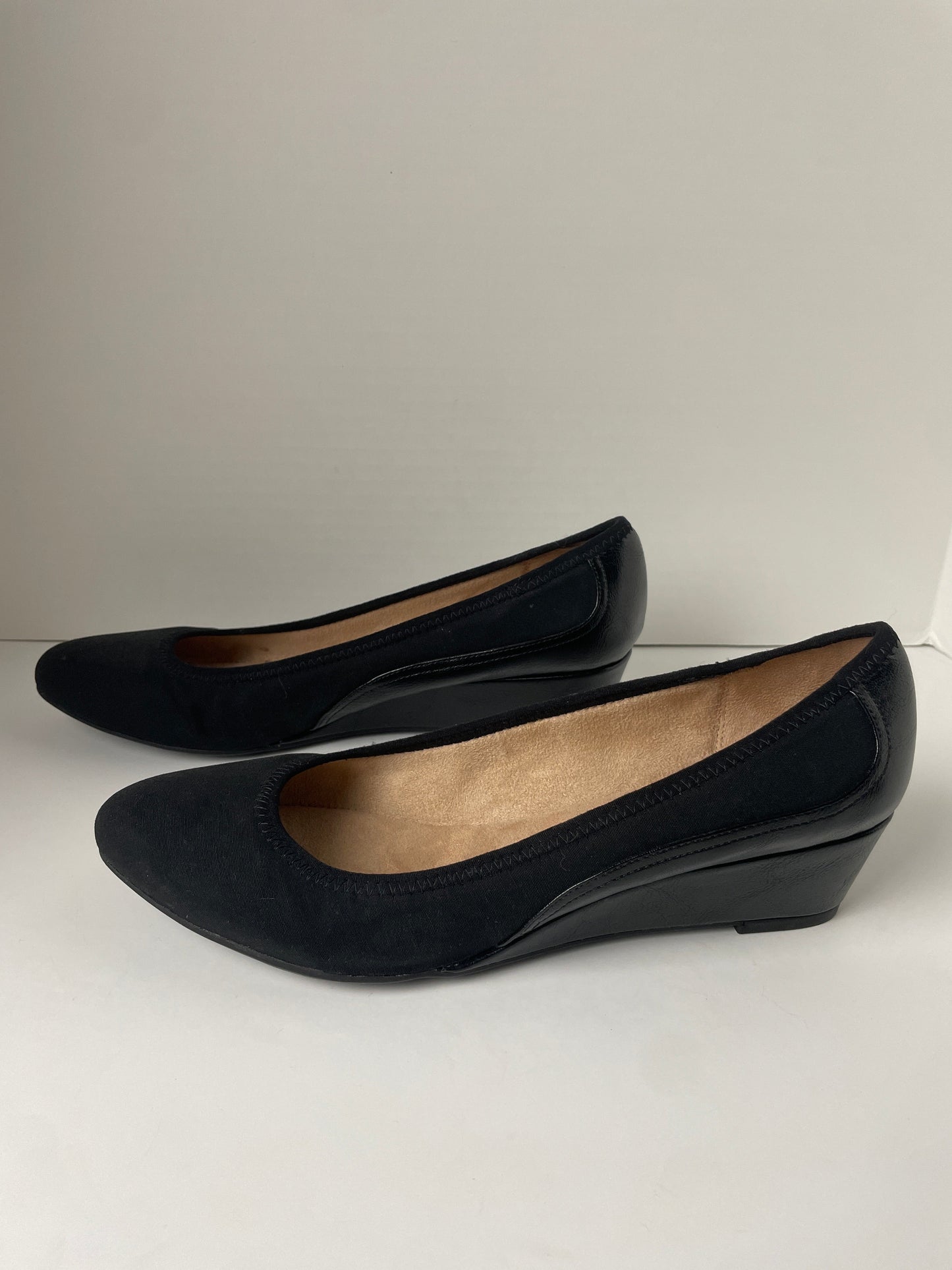 Black Shoes Flats Velocity, Size 11