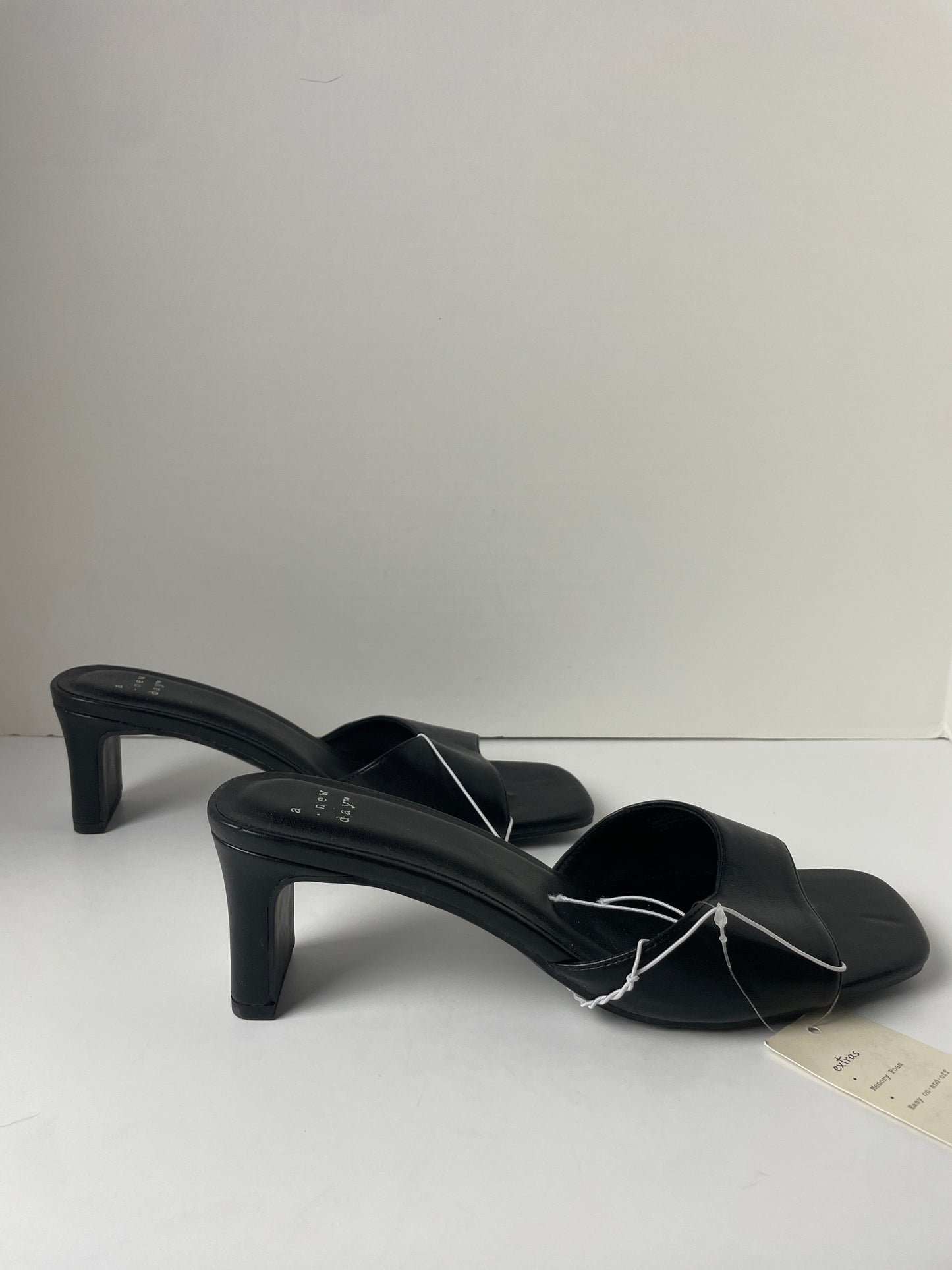 Black Shoes Heels Kitten A New Day, Size 9