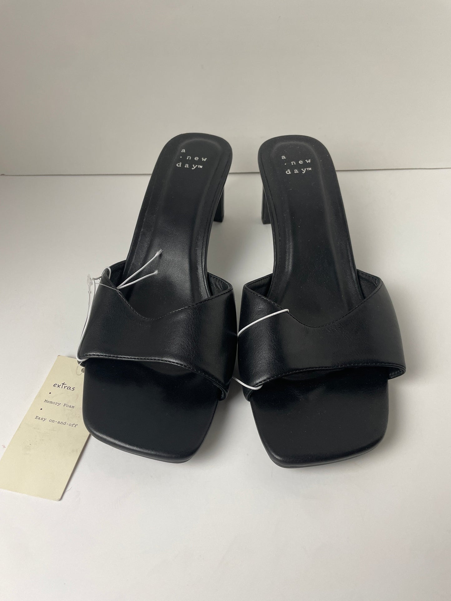 Black Shoes Heels Kitten A New Day, Size 9