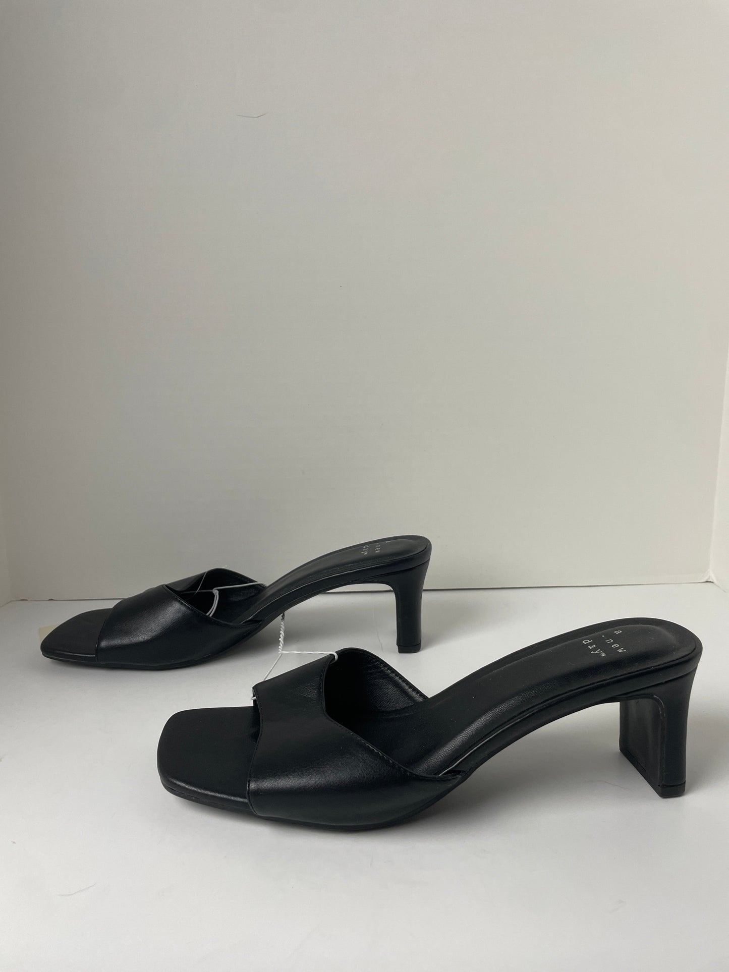 Black Shoes Heels Kitten A New Day, Size 9