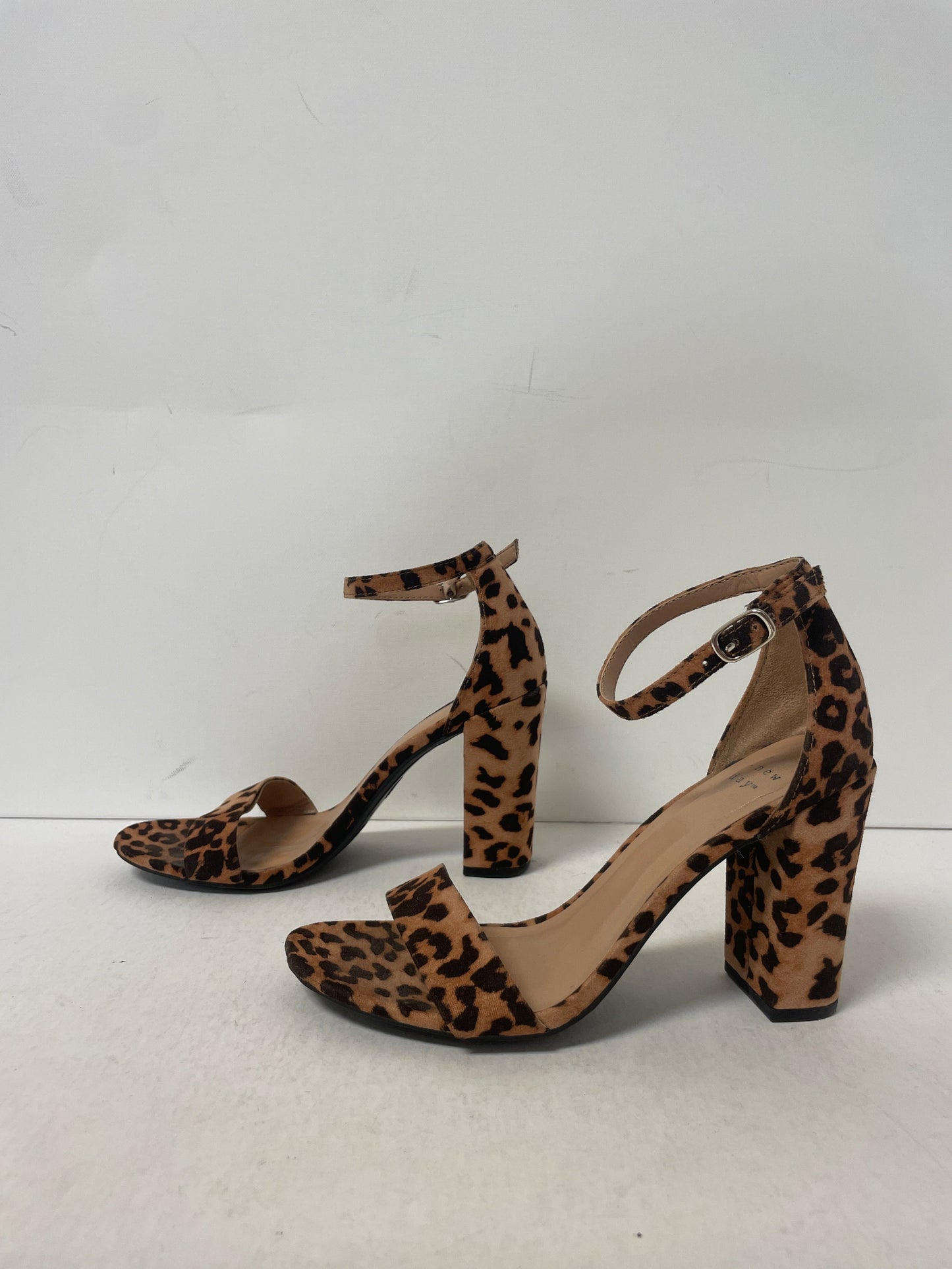 Shoes Heels Block By A New Day In Animal Print, Size: 6