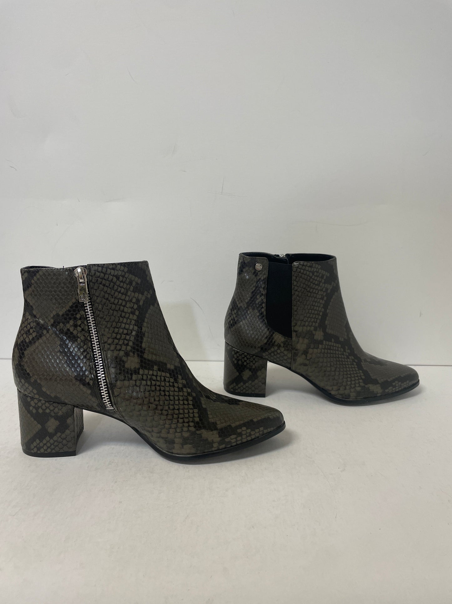 Boots Ankle Heels By Calvin Klein In Snakeskin Print, Size: 8.5