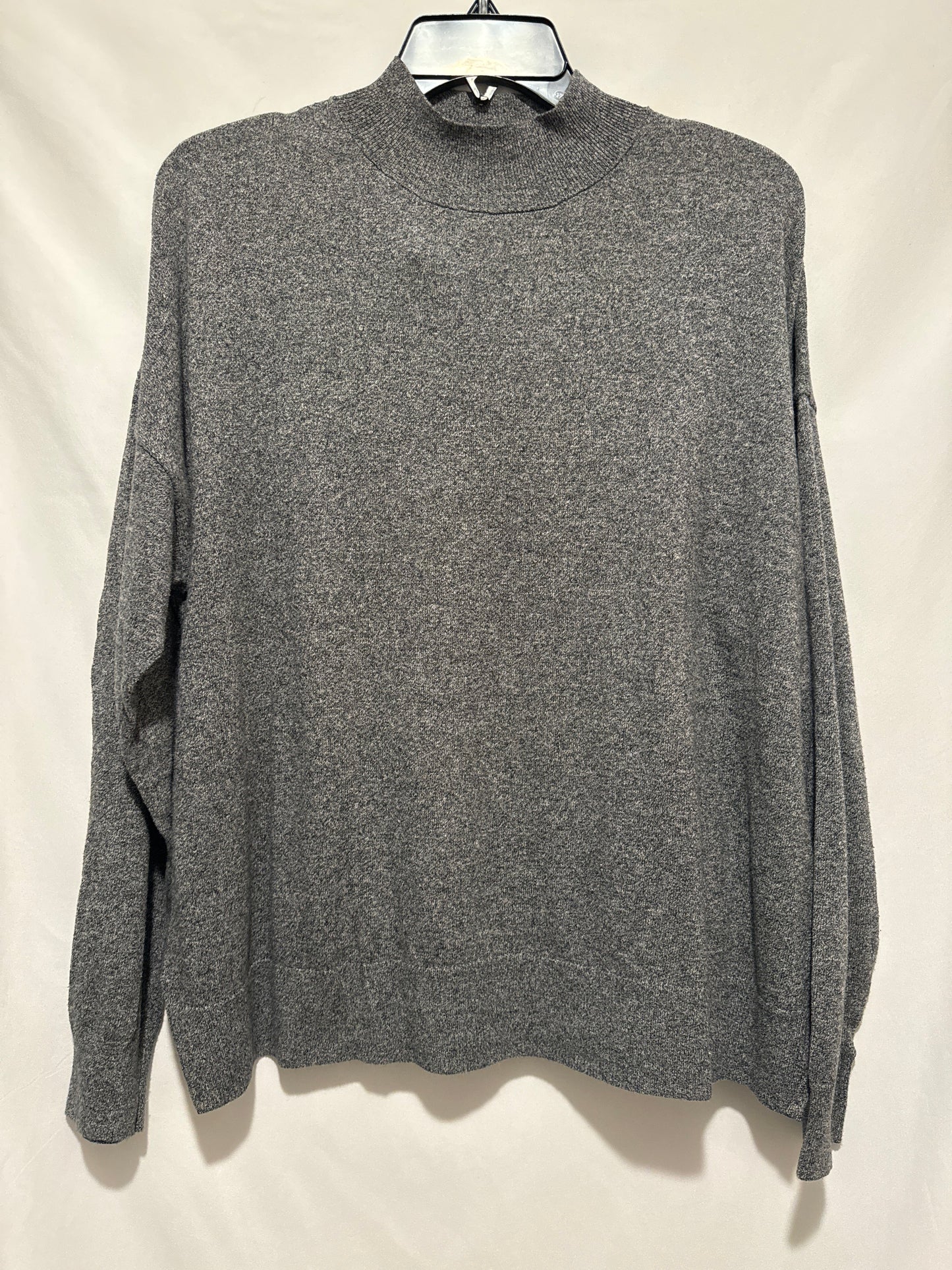 Top Long Sleeve By Old Navy In Grey, Size: Xl