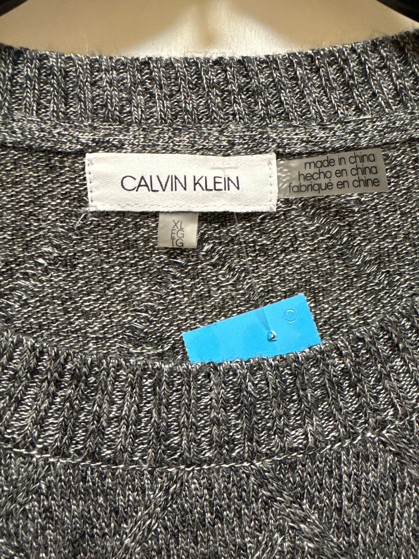 Top Long Sleeve By Calvin Klein In Grey, Size: Xl