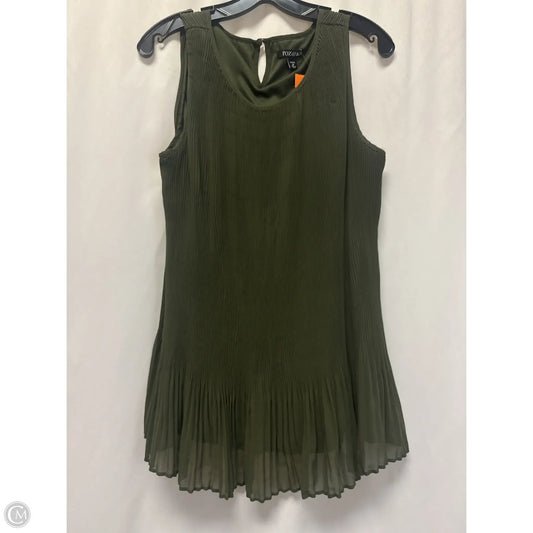 Top Sleeveless By Roz And Ali In Green, Size: 1x