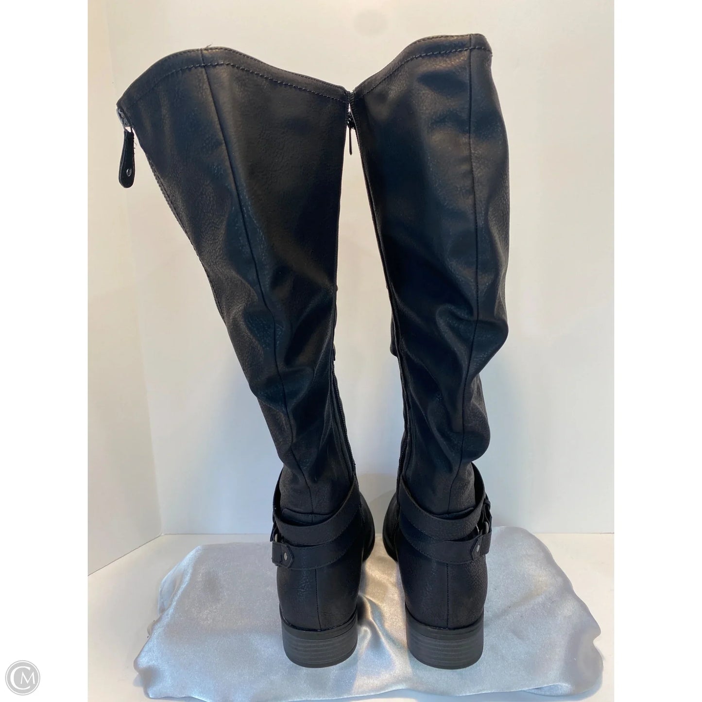 Boots Mid-calf Flats By Torrid in Black Size: 9 we