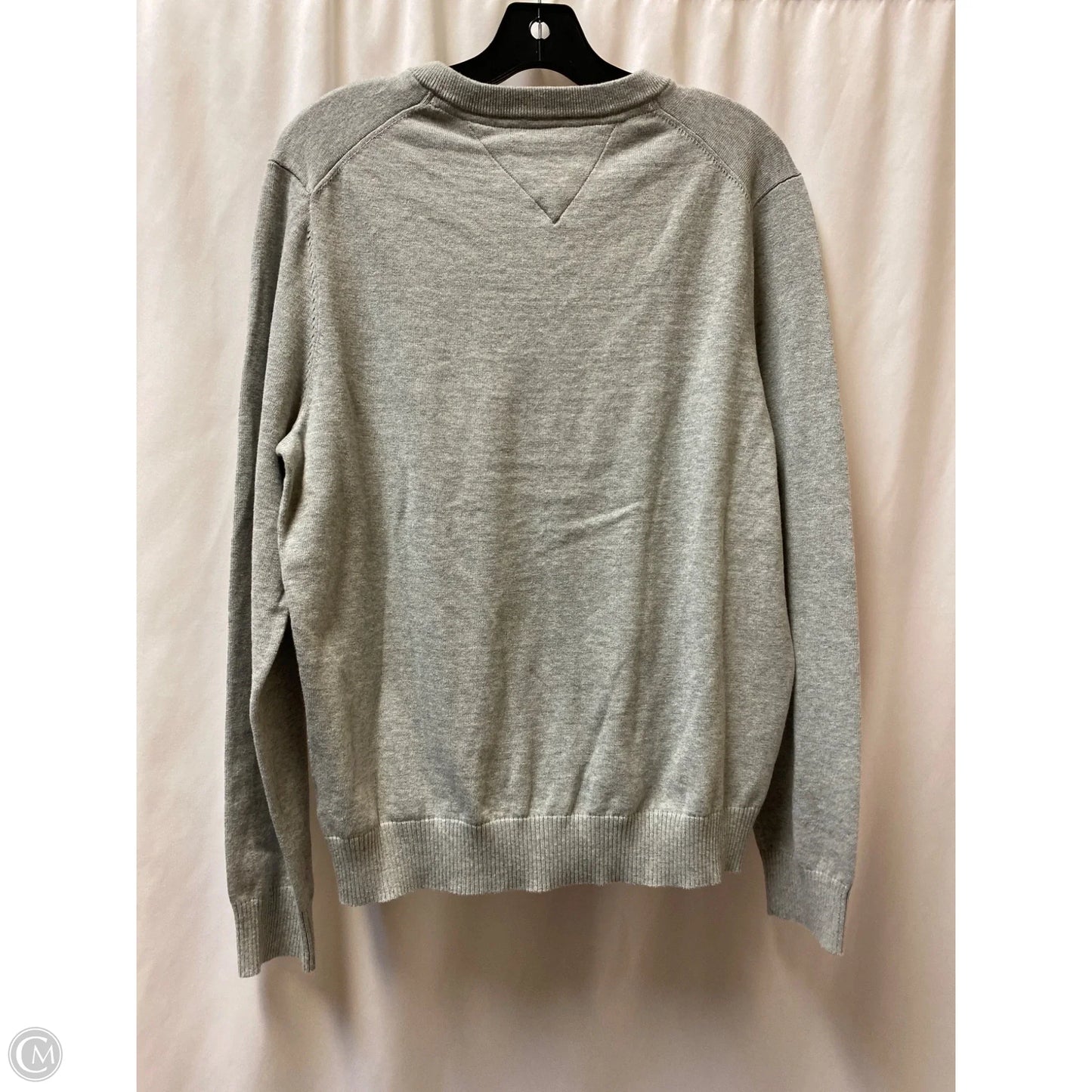 Sweater By Tommy Hilfiger In Grey, Size: L