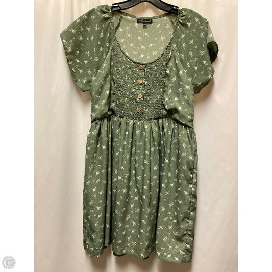 Dress Casual Short By Wishlist In Green, Size: Sp