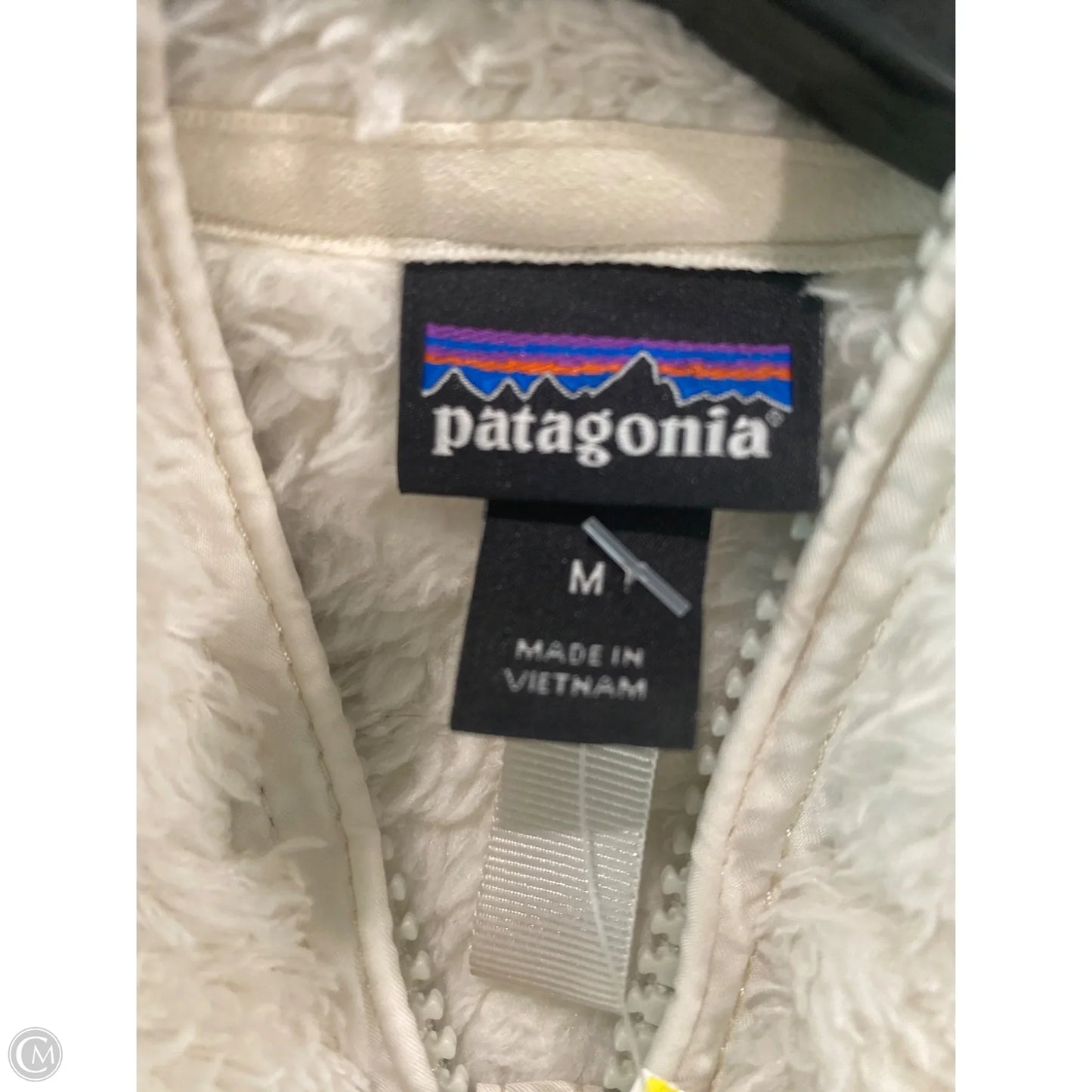 Jacket Other Faux Fur & Sherpa By Patagonia In Cream, Size: M
