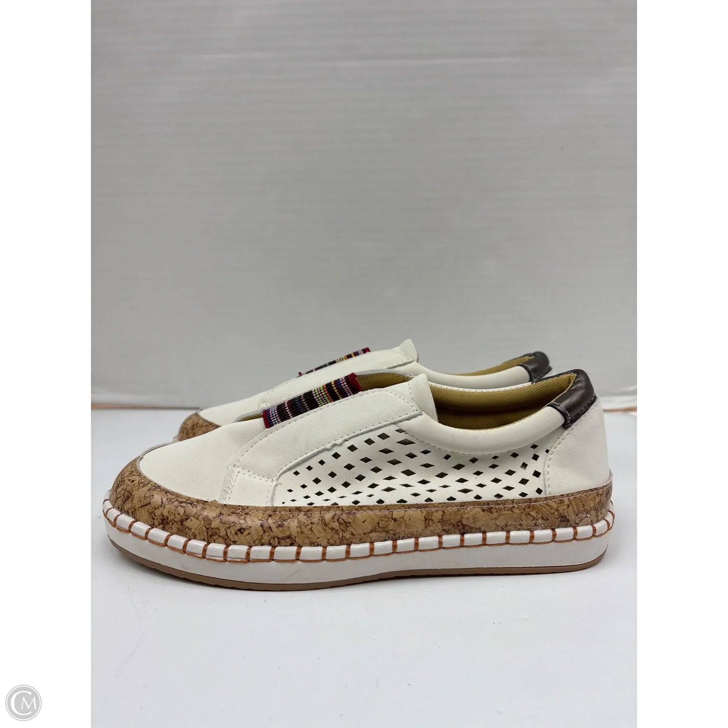 Shoes Flats By Shore In White, Size: 8