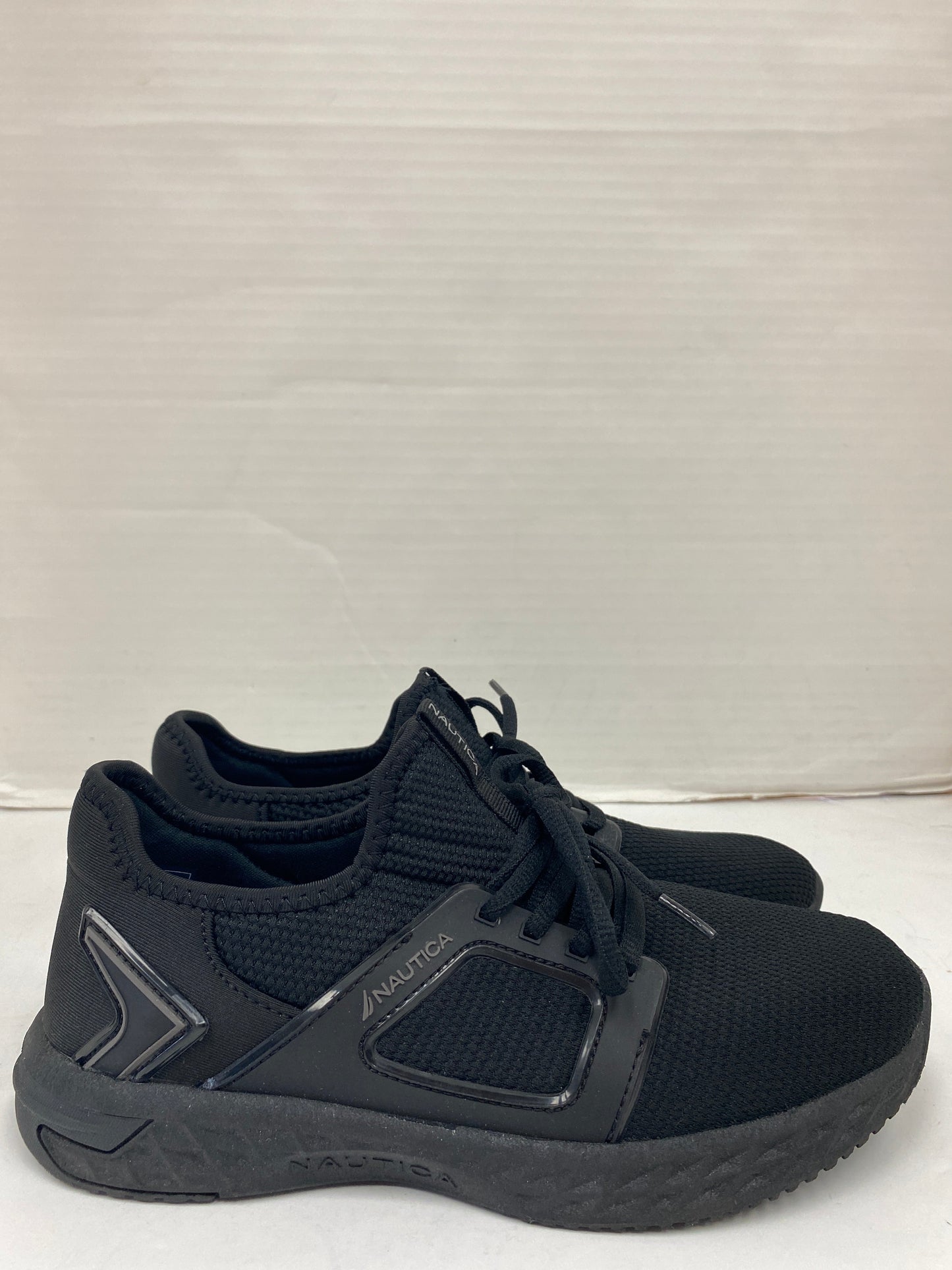 Shoes Athletic By Nautica In Black, Size: 6