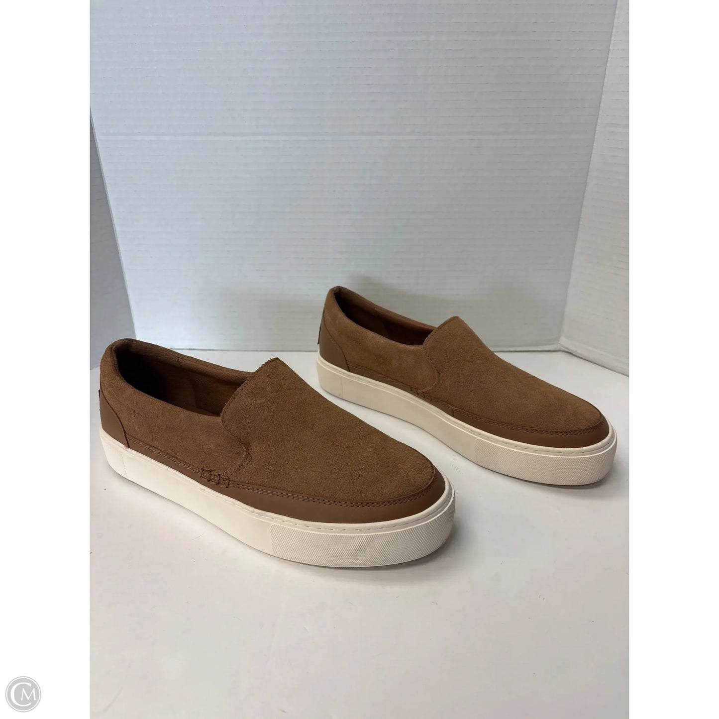 Shoes Designer By Ugg In Brown, Size: 9.5