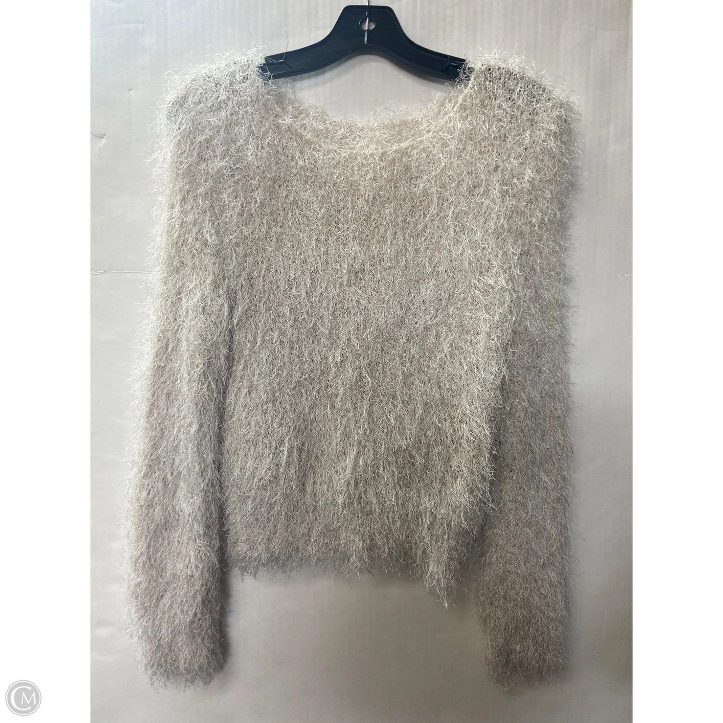 Sweater By Clothes Mentor In Cream, Size: M