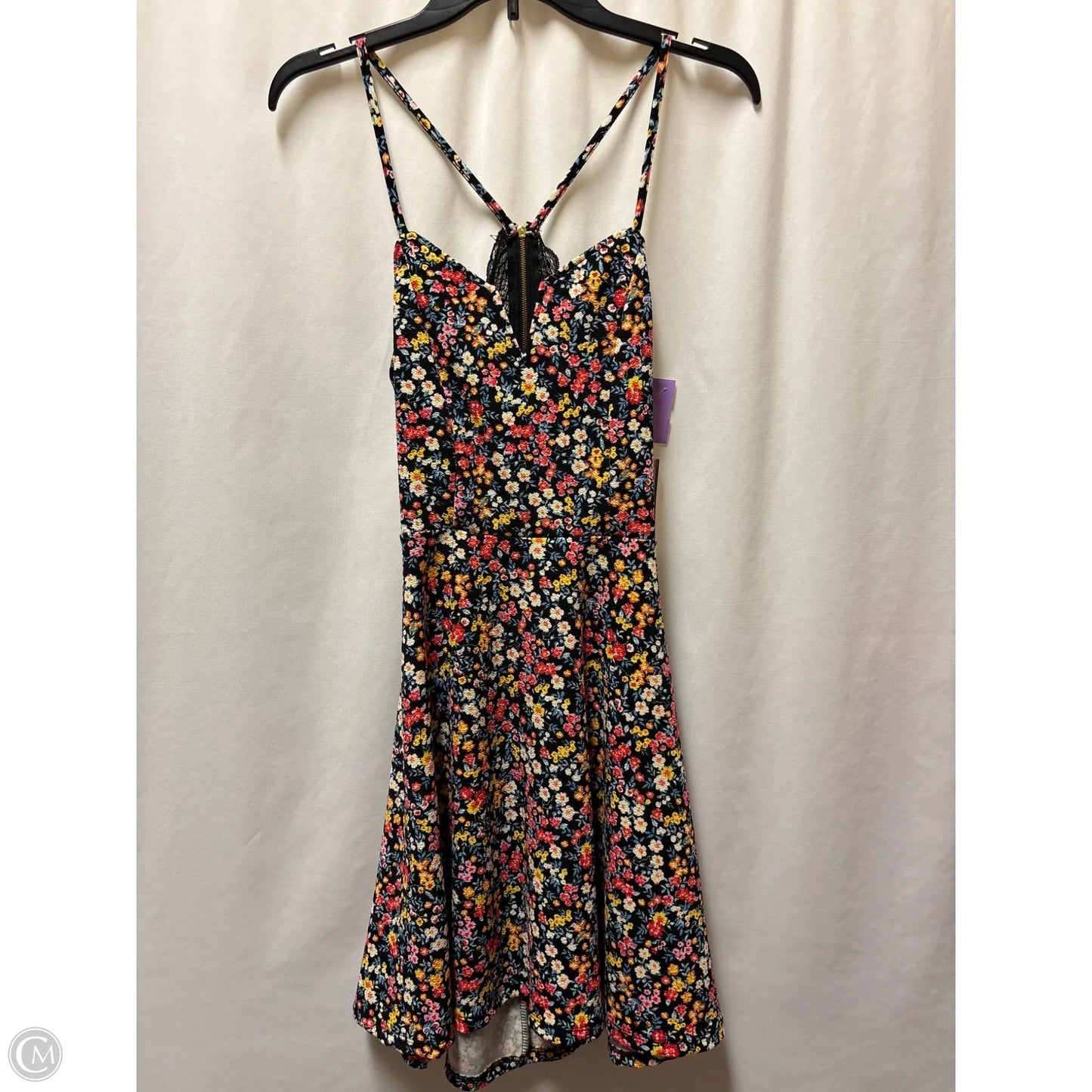Dress Casual Short By No Boundaries In Floral Print, Size: M
