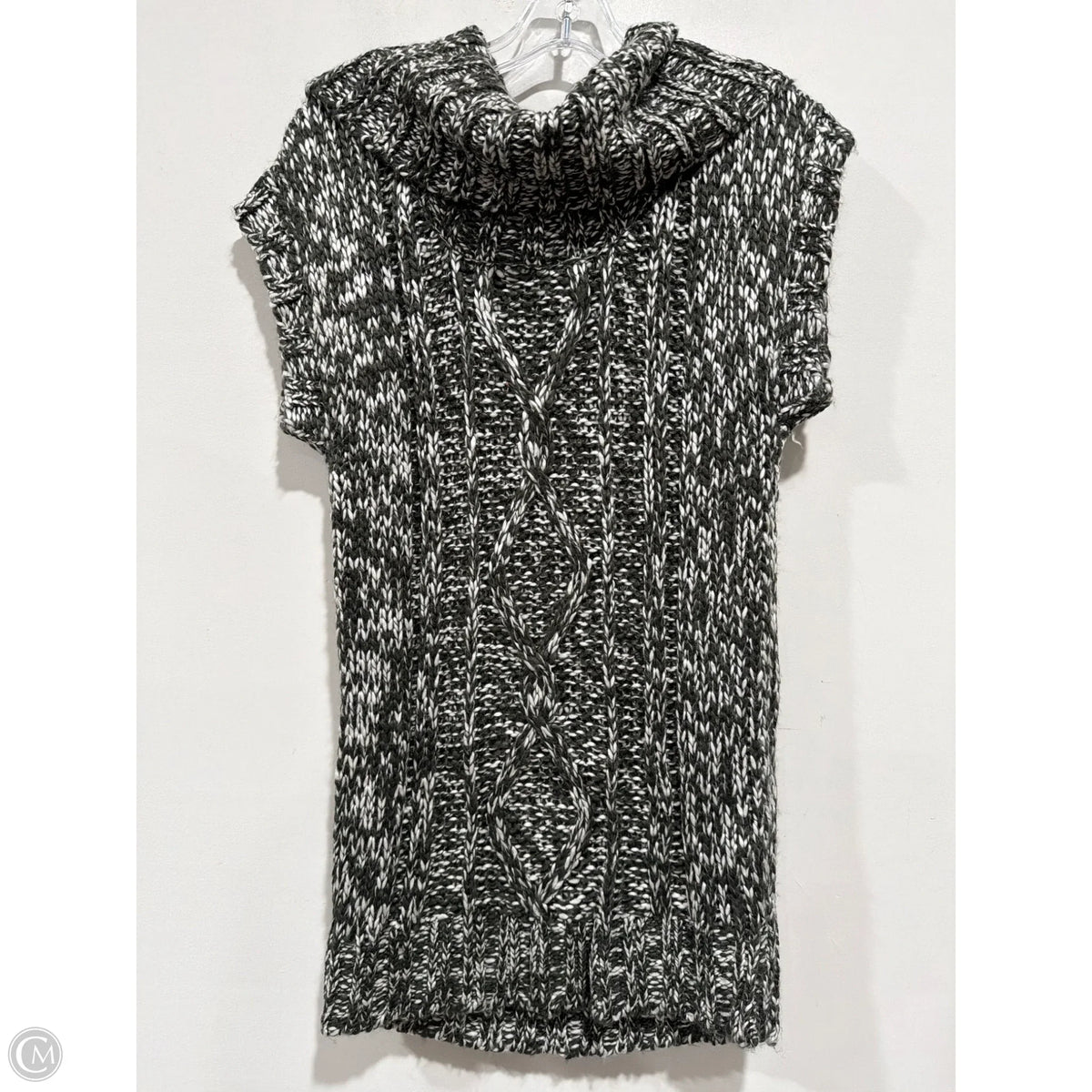 Sweater By Mudd In Grey, Size: L