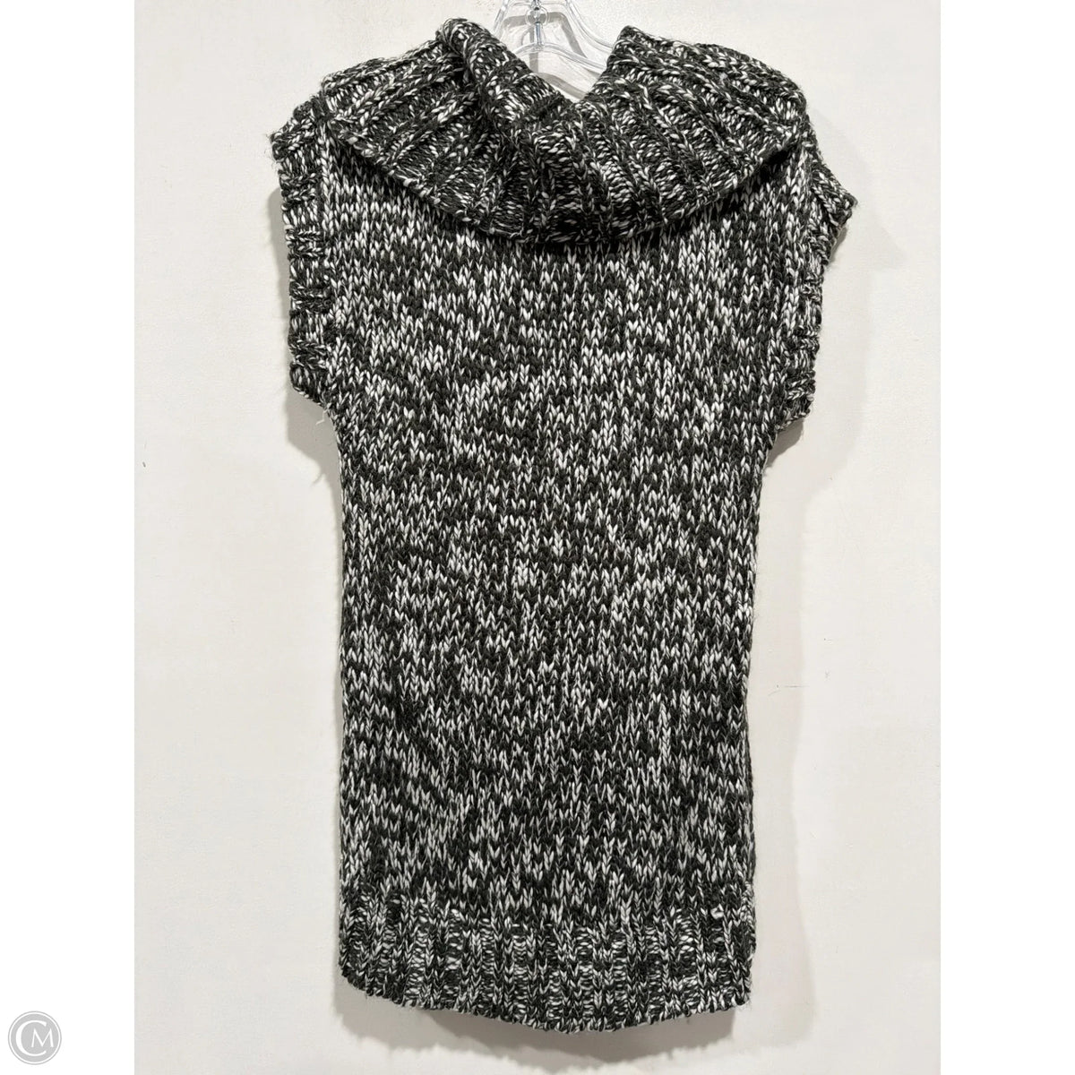 Sweater By Mudd In Grey, Size: L