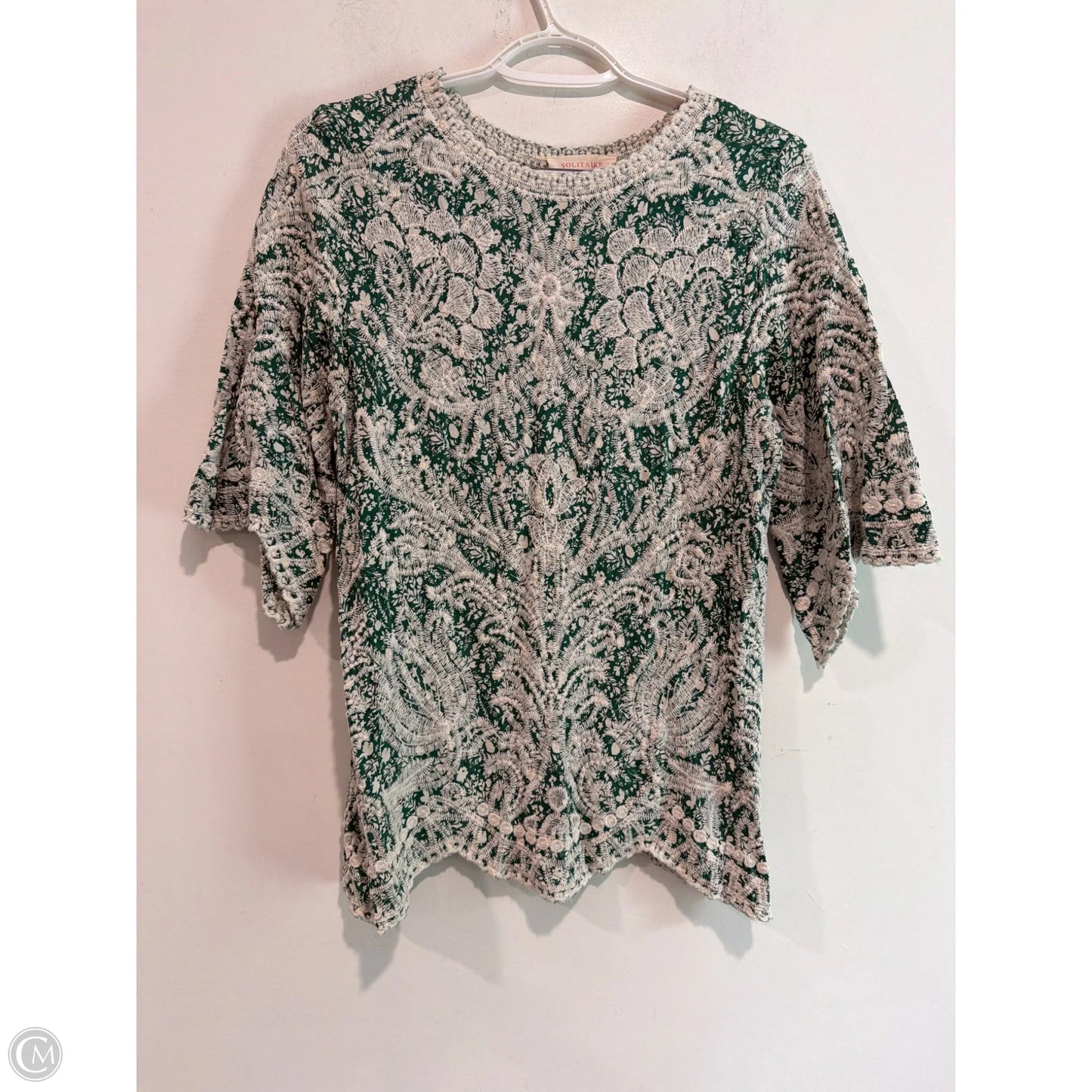Top Long Sleeve By Solitaire In Green, Size: M