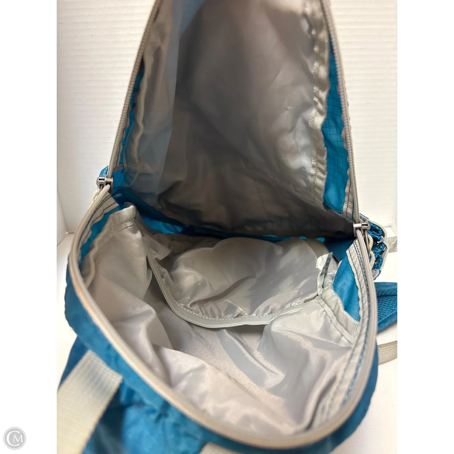 Handbag By Eddie Bauer, Size: Medium