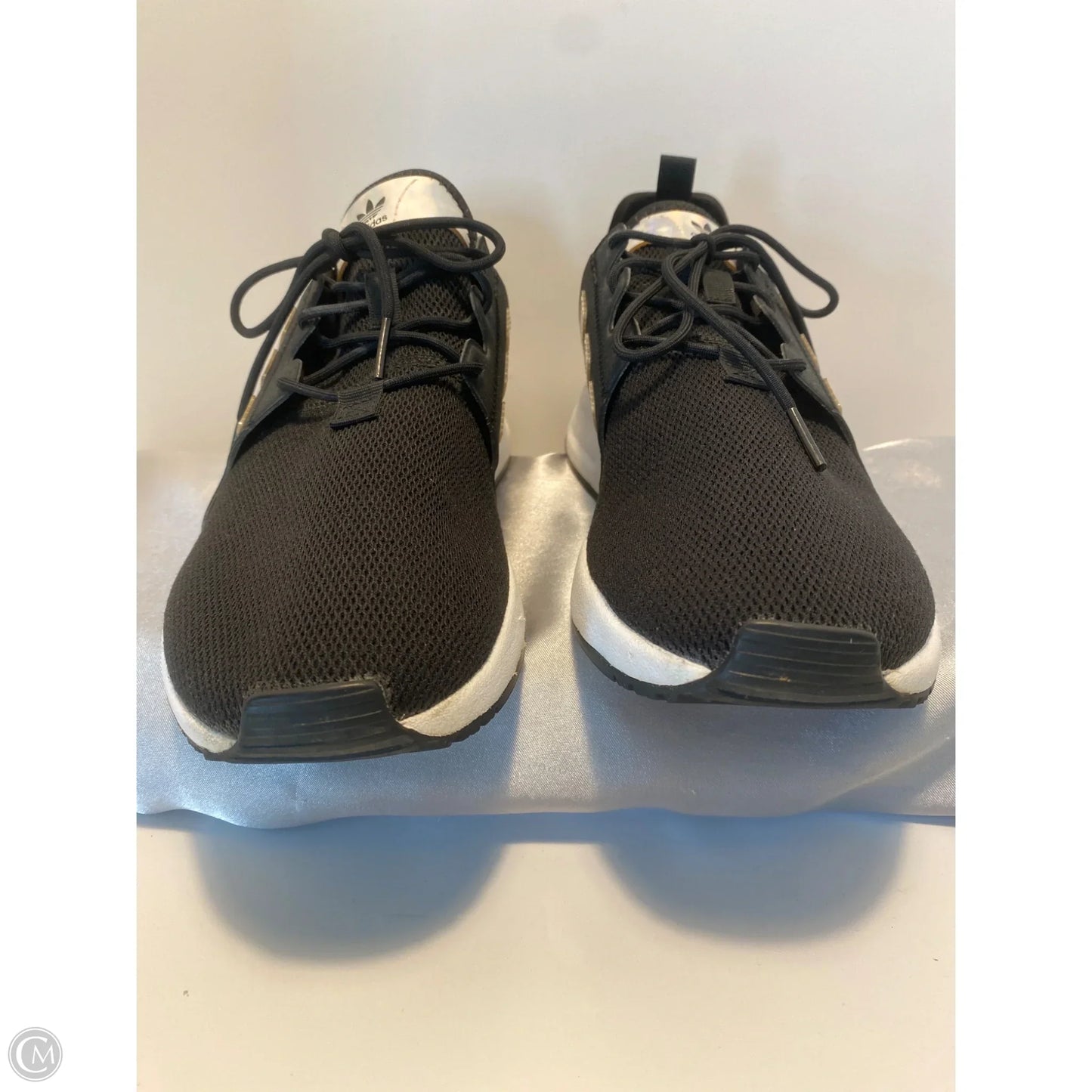 Shoes Sneakers By Adidas In Black, Size: 7