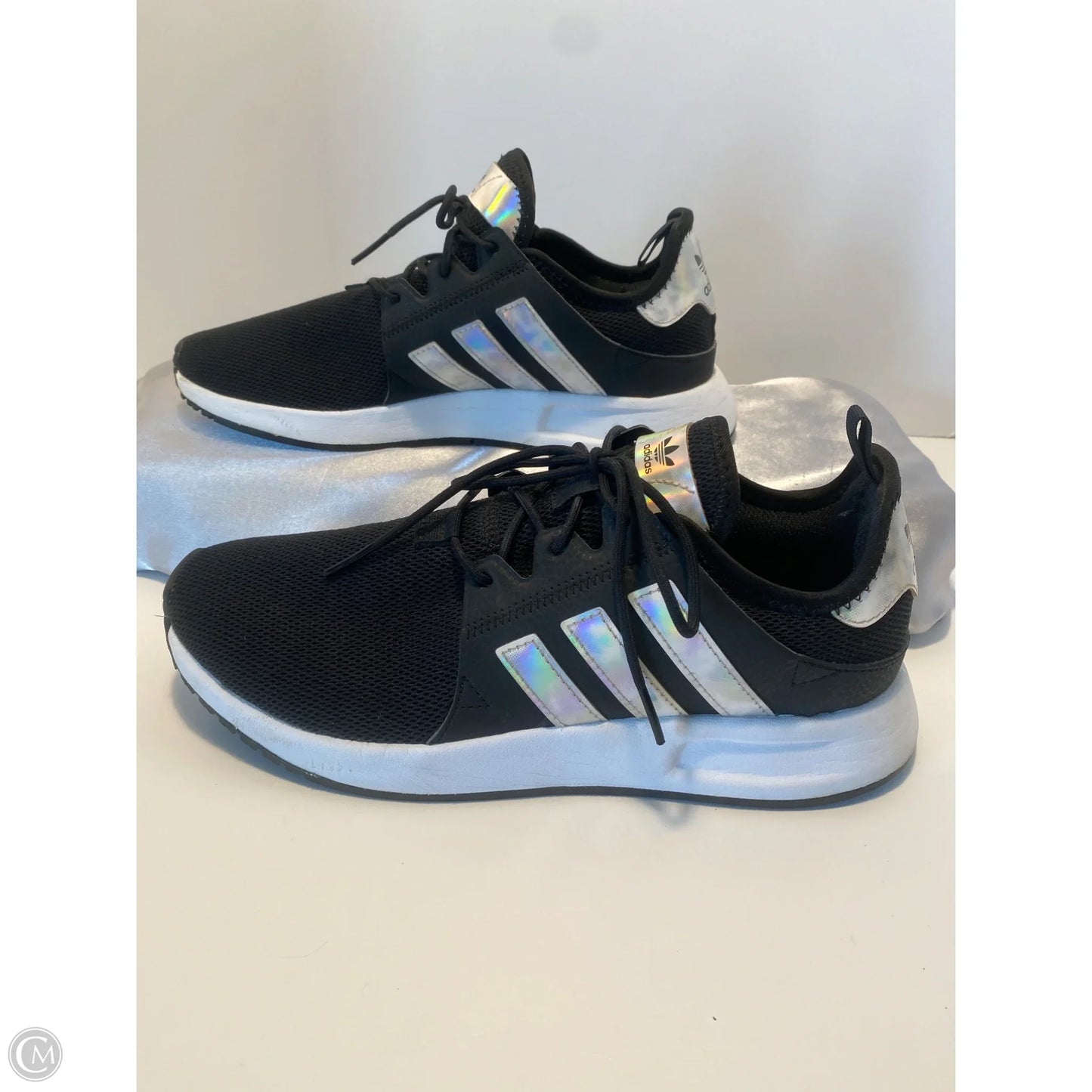 Shoes Sneakers By Adidas In Black, Size: 7