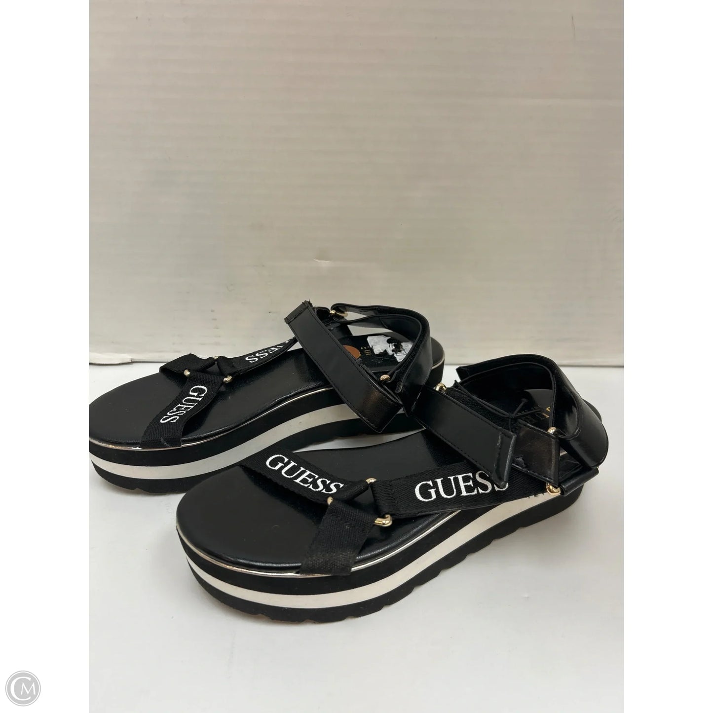 Sandals Flats By Guess In Black, Size: 8