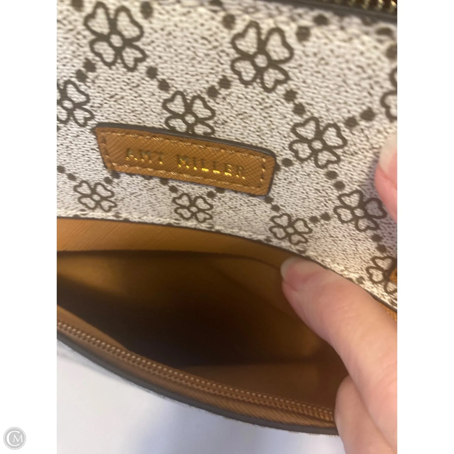 Handbag By Clothes Mentor, Size: Medium