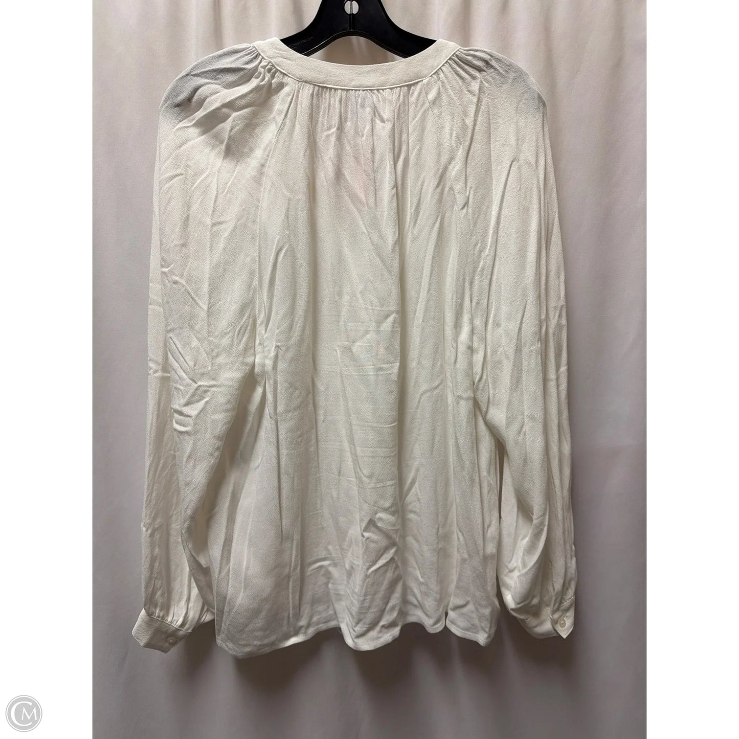 Top Long Sleeve By Old Navy In Cream, Size: M