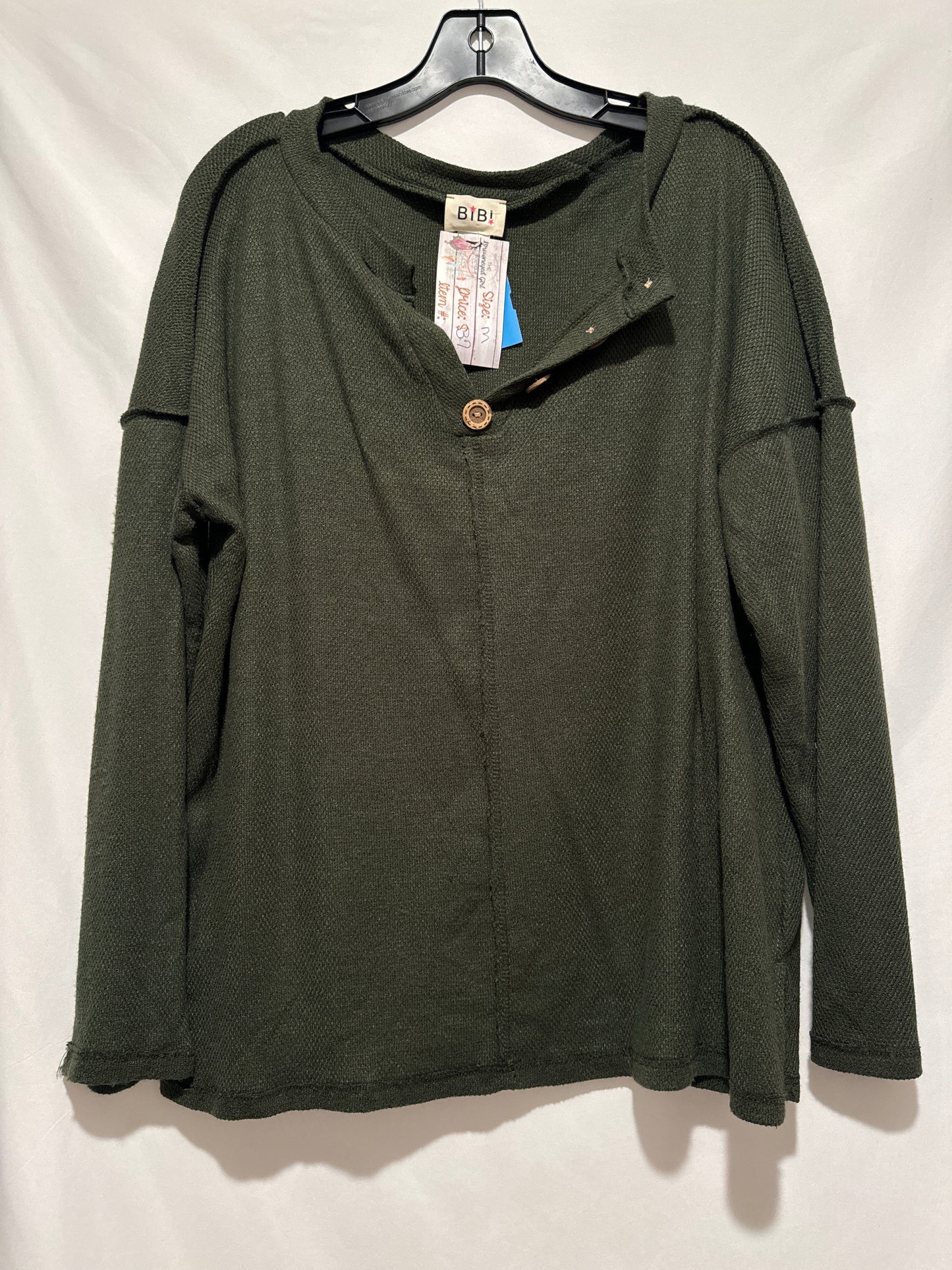 Top Long Sleeve By Bibi In Green, Size: M