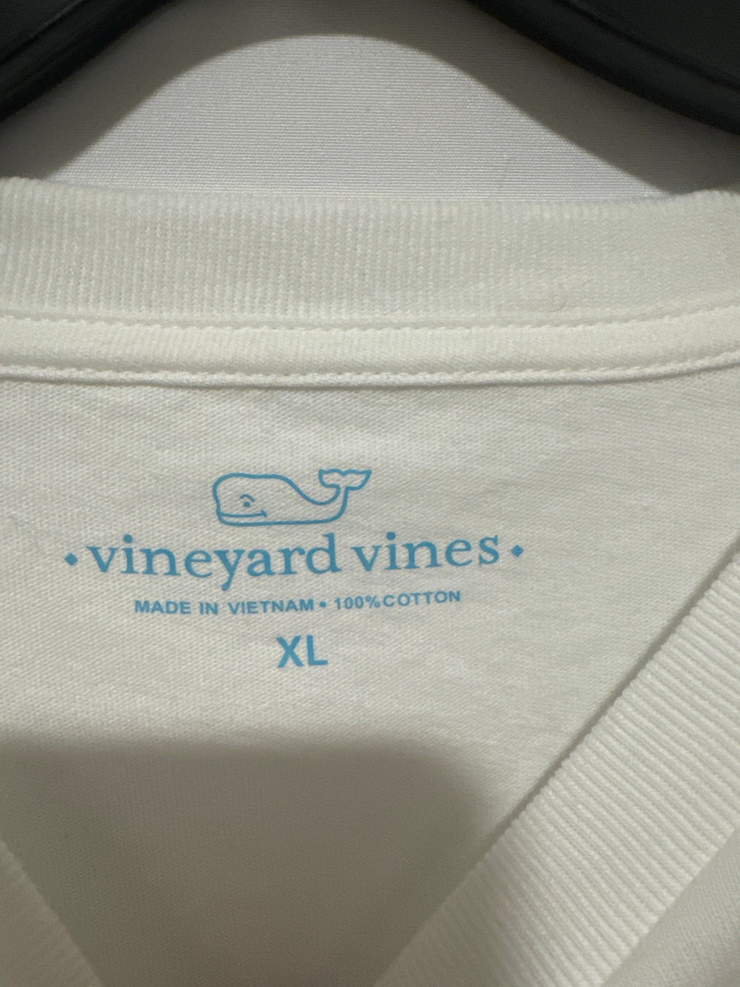 Top Short Sleeve By Vineyard Vines In White, Size: Xl