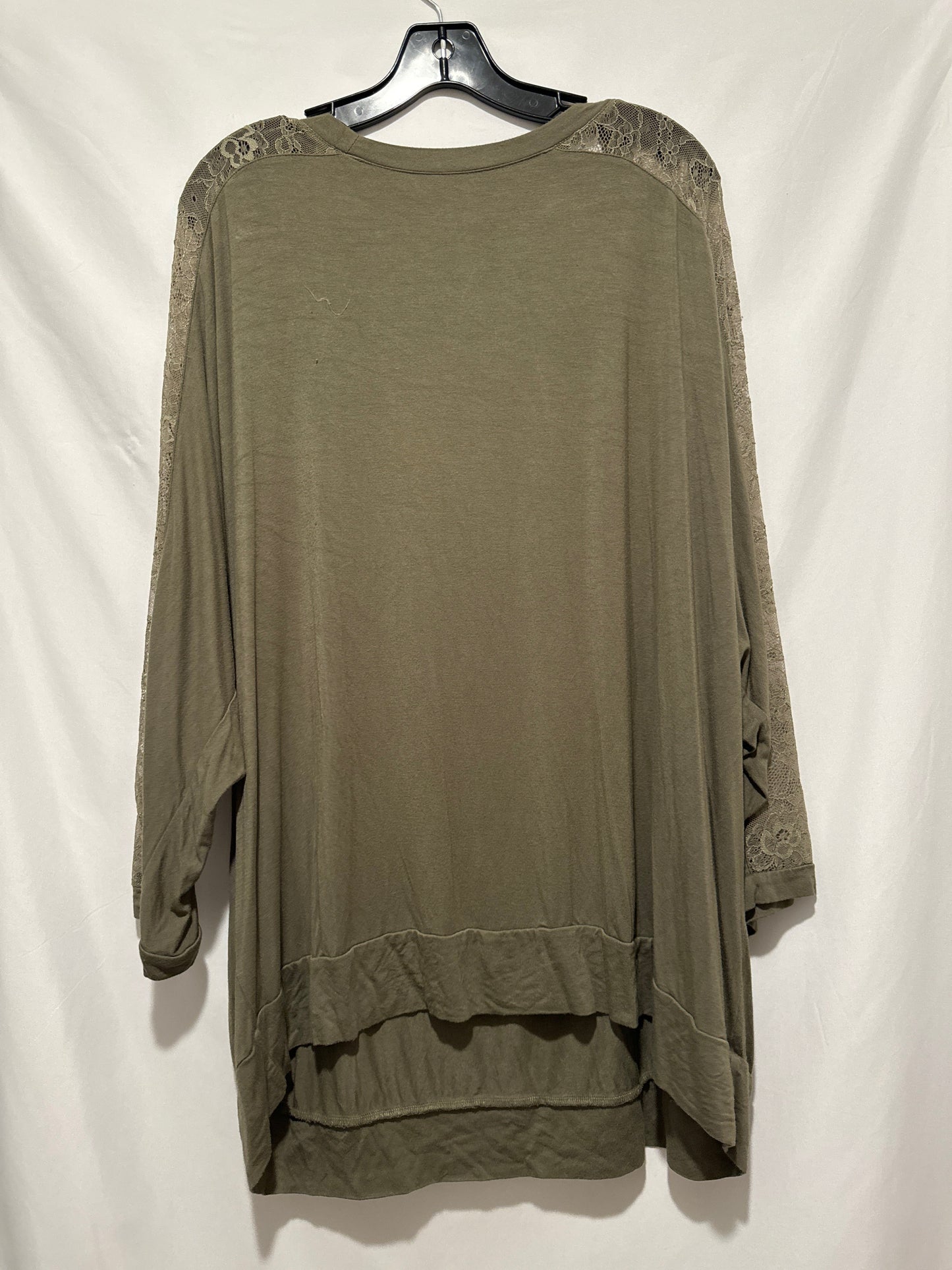 Top Long Sleeve By Torrid In Green, Size: 3x