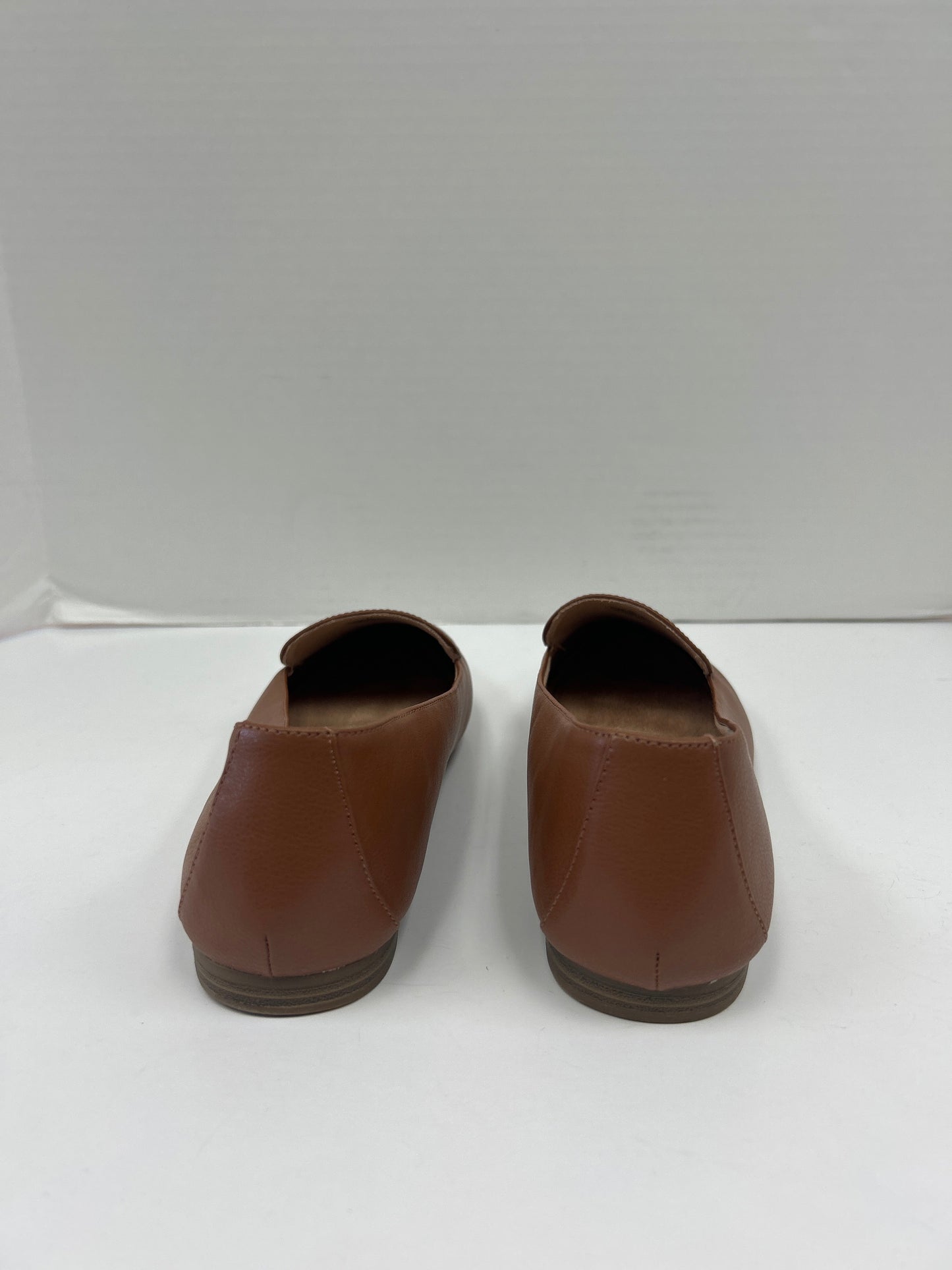 Shoes Flats By Old Navy In Brown, Size: 11