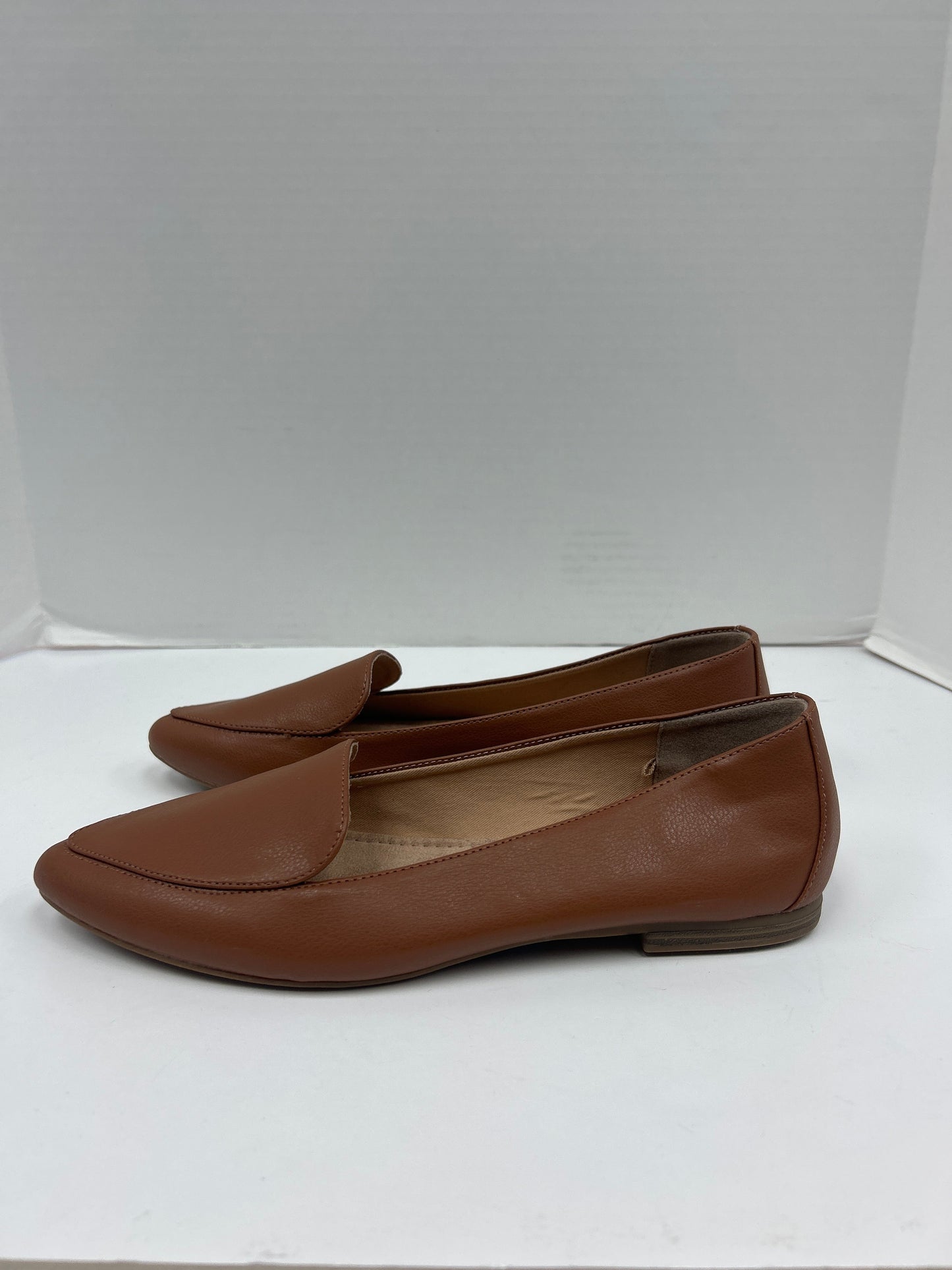 Shoes Flats By Old Navy In Brown, Size: 11