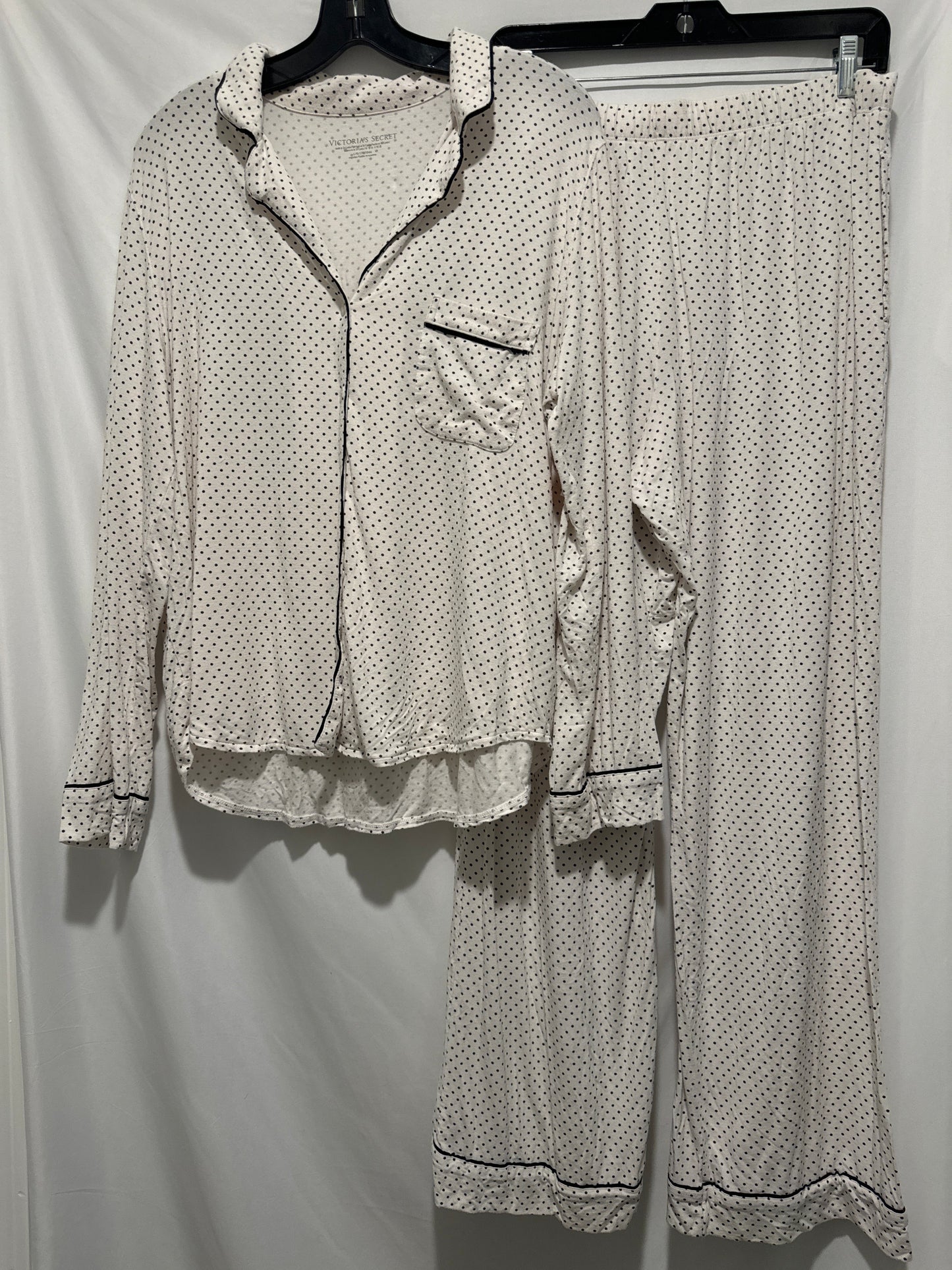 Pajamas 2pc By Victorias Secret In Polkadot Pattern, Size: L