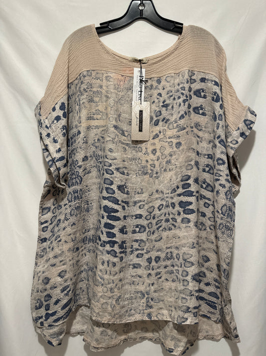 Top Short Sleeve By Clothes Mentor In Beige, Size: 3x