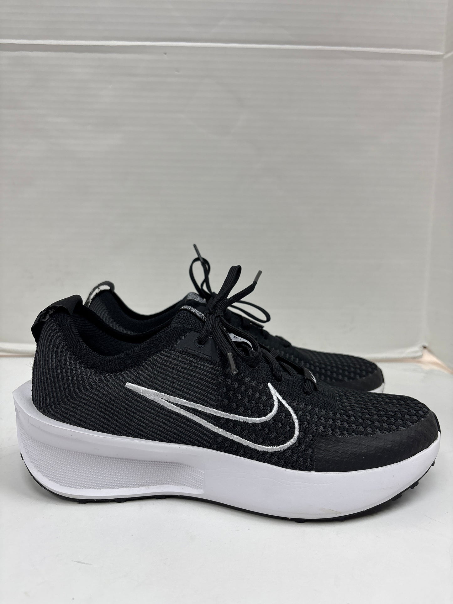 Shoes Athletic By Nike In Black, Size: 9