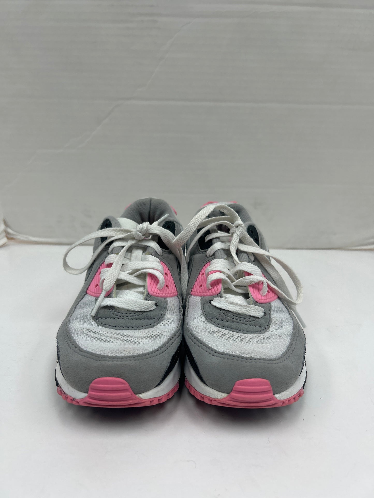 Shoes Athletic By Nike In Grey, Size: 8