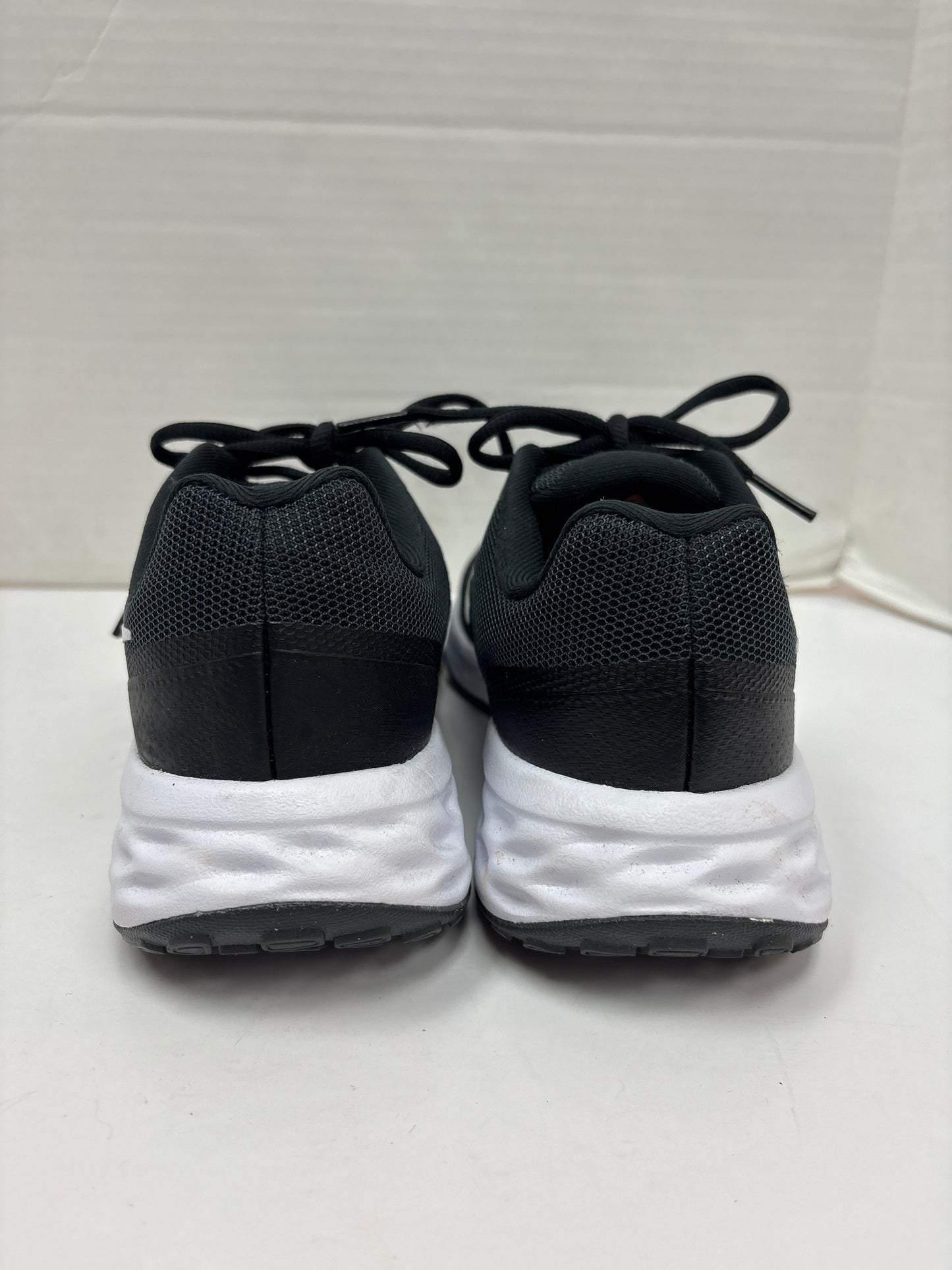 Shoes Athletic By Nike In Black, Size: 7