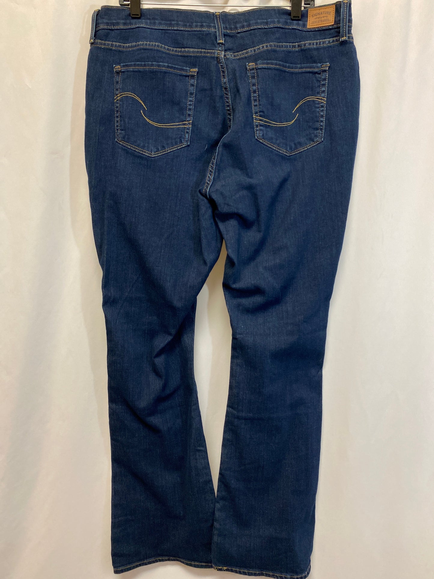 Jeans Boot Cut By Levis In Blue, Size: 18