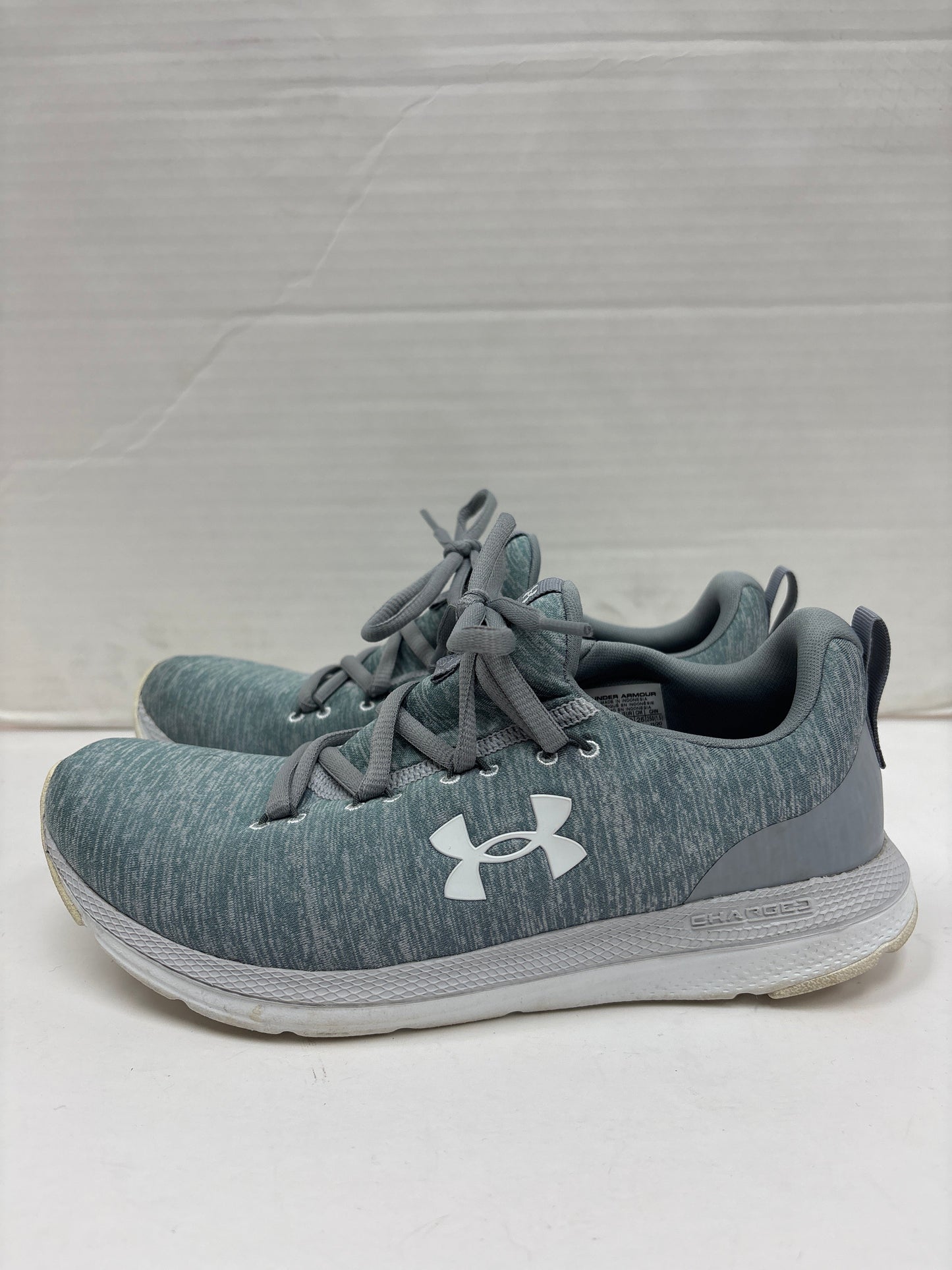 Shoes Athletic By Under Armour In Grey, Size: 8