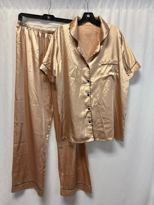 Pajamas 2pc By Cmf In Beige, Size: Xxl