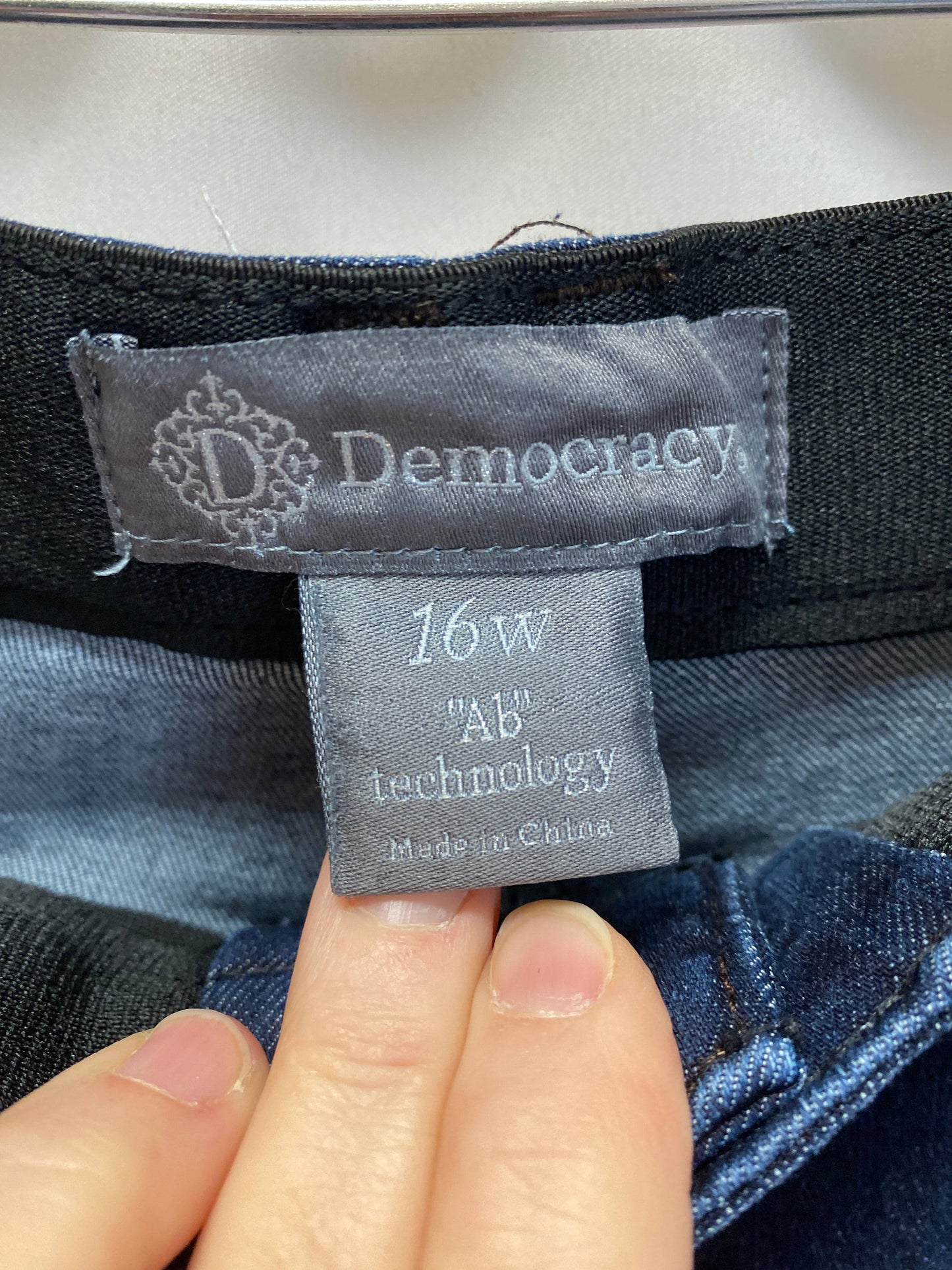 Jeans Cropped By Democracy In Blue Denim, Size: 16