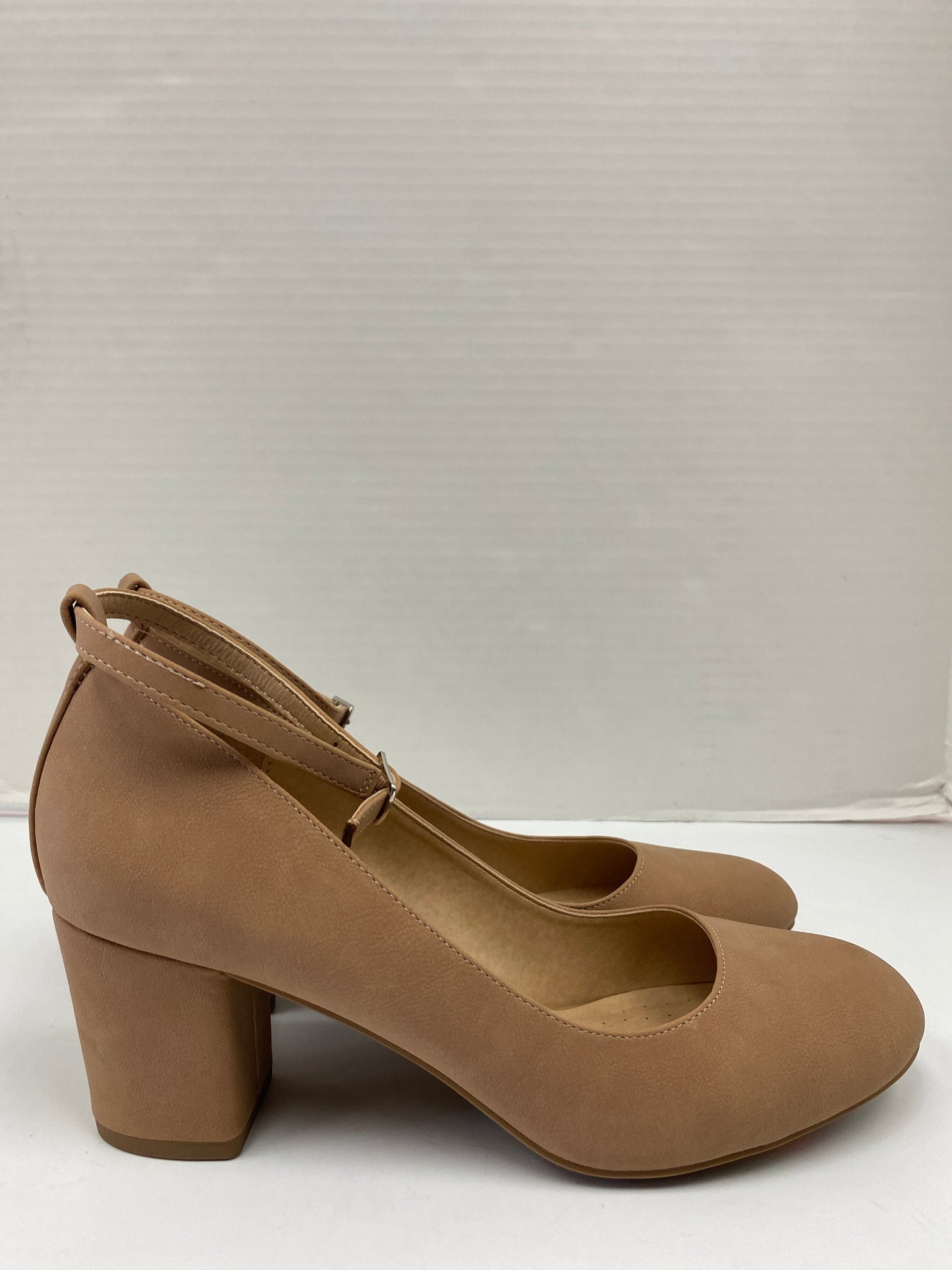 Shoes Heels Block By City Classified In Beige, Size: 8.5