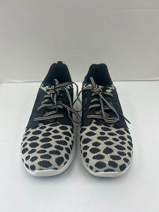 Shoes Athletic By Avia In Black & White, Size: 10