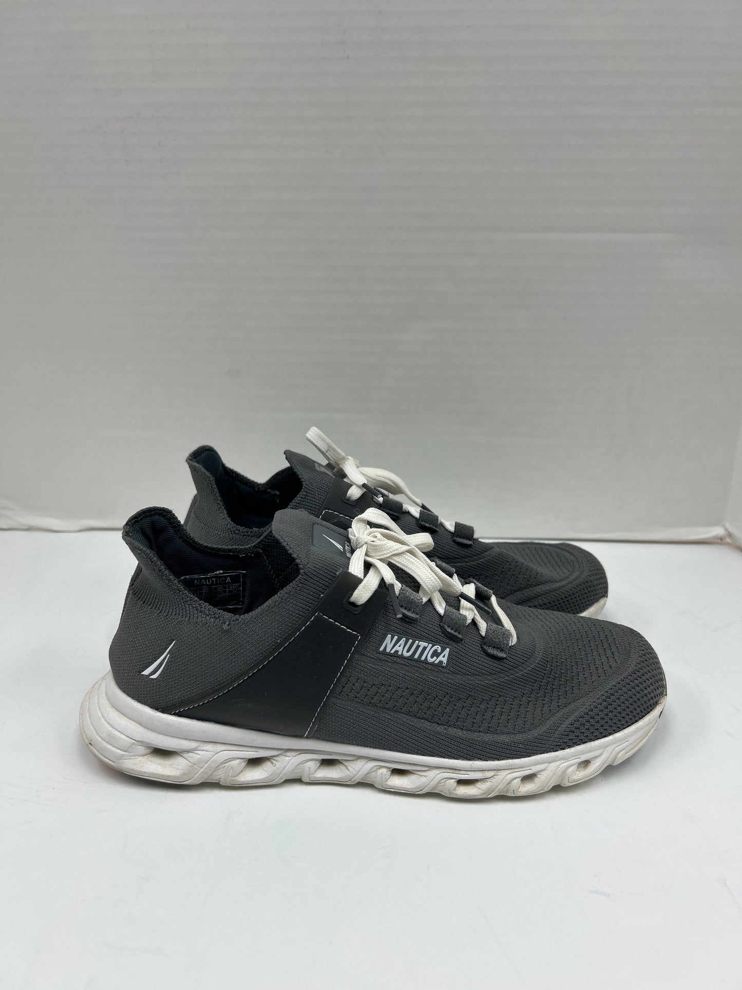 Shoes Athletic By Nautica In Grey, Size: 8.5