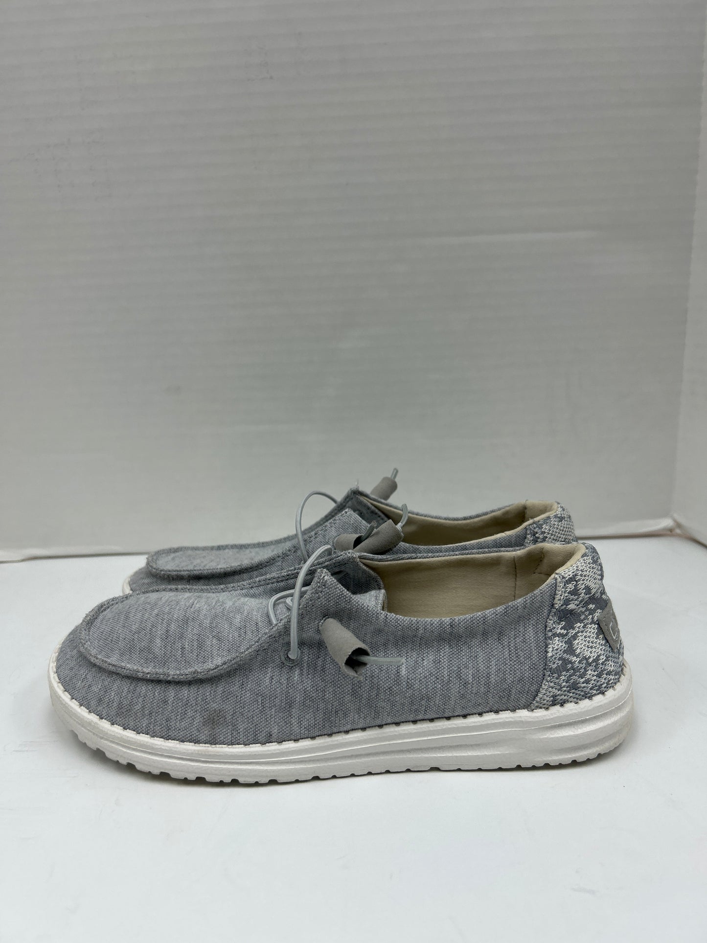 Shoes Flats By Hey Dude In Grey, Size: 8