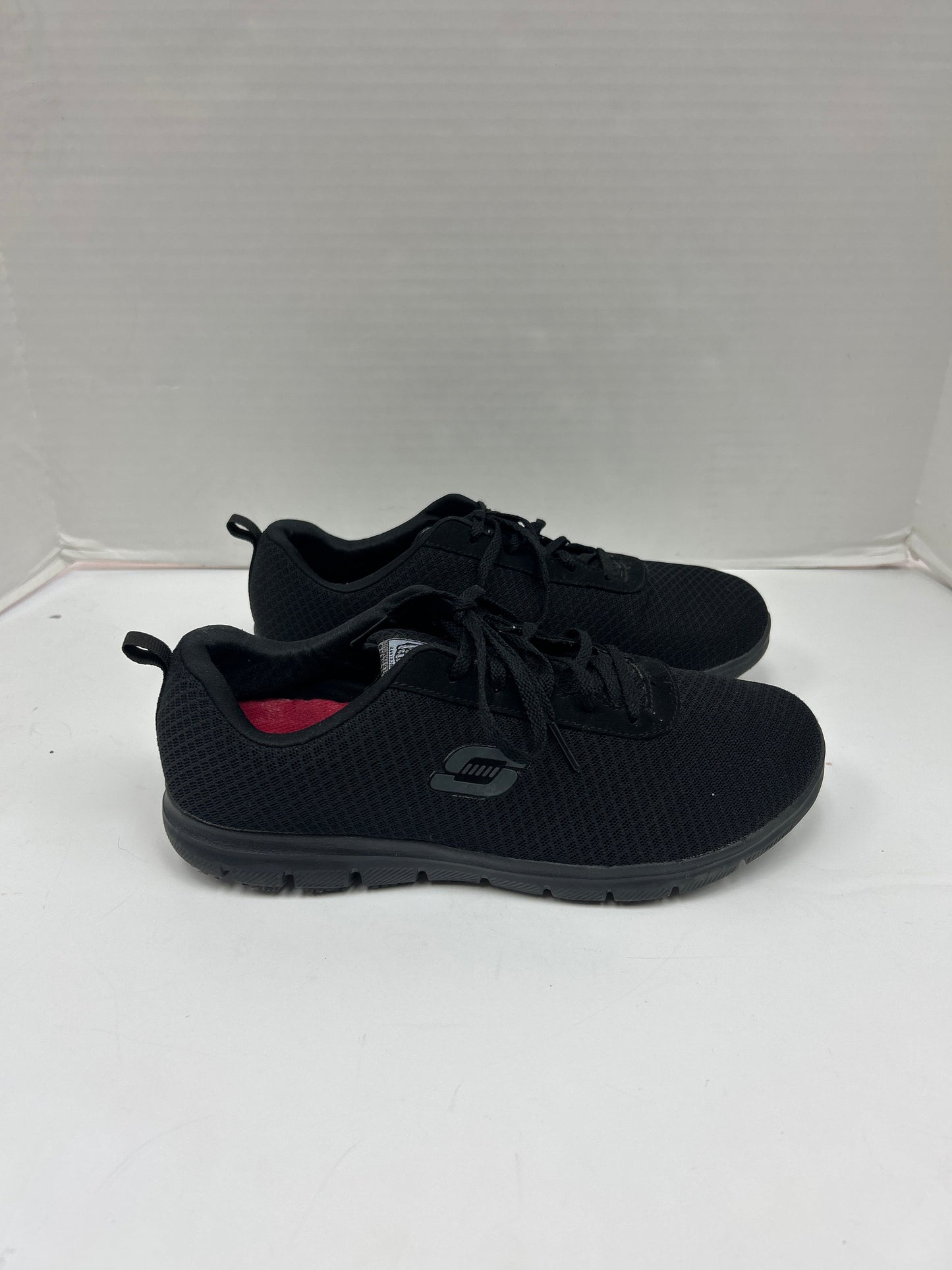 Shoes Athletic By Skechers  Size: 9