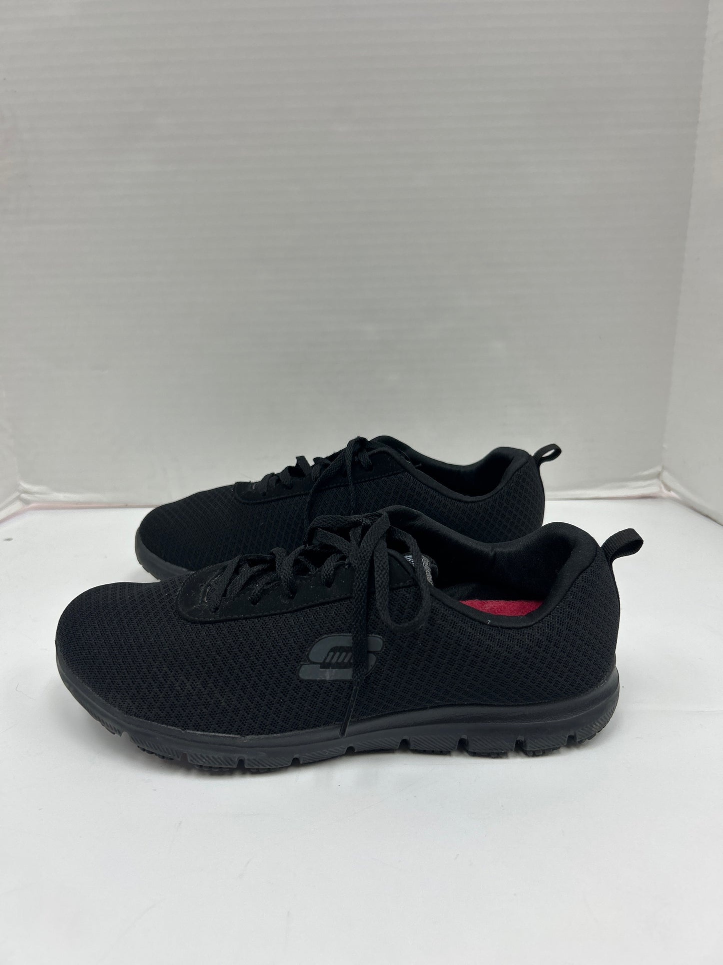 Shoes Athletic By Skechers  Size: 9